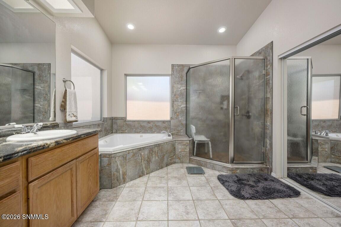 24-web-or-mls-Snappin Homes (CanyonVerde