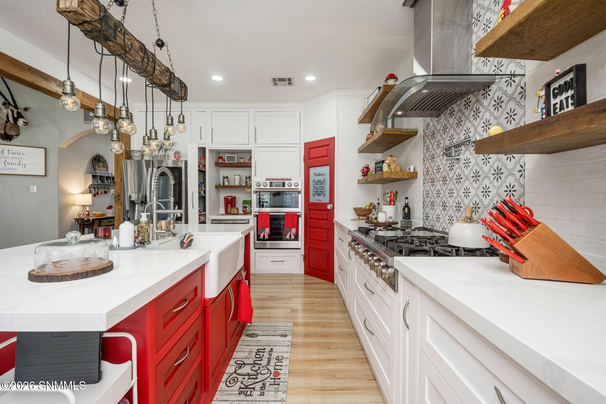 14-web-or-mls-Snappin Homes (DocBar3290)