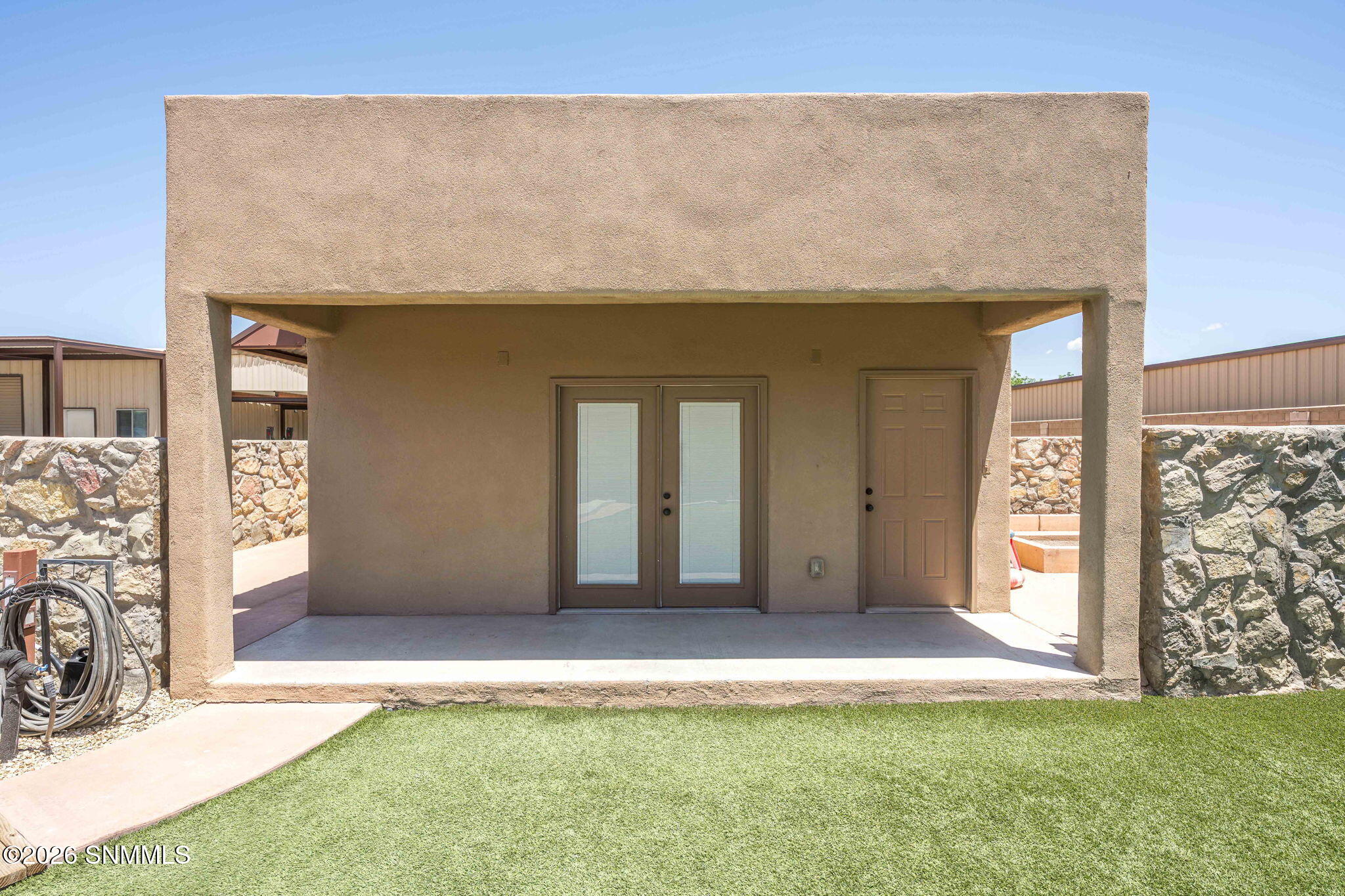 47-web-or-mls-Snappin Homes (DocBar3290)