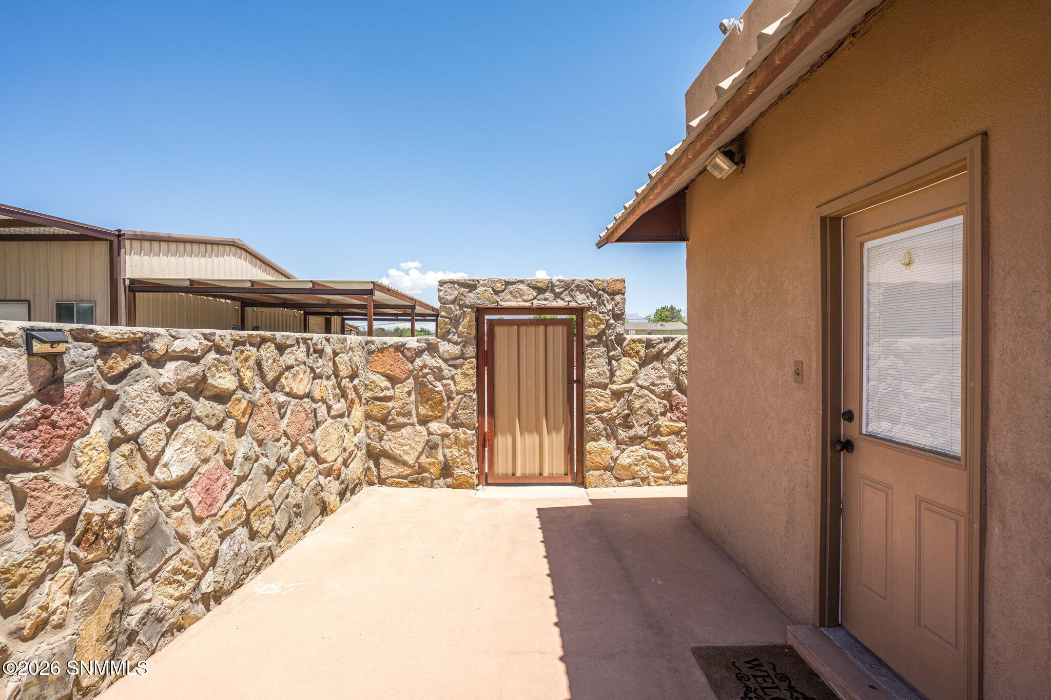 48-web-or-mls-Snappin Homes (DocBar3290)