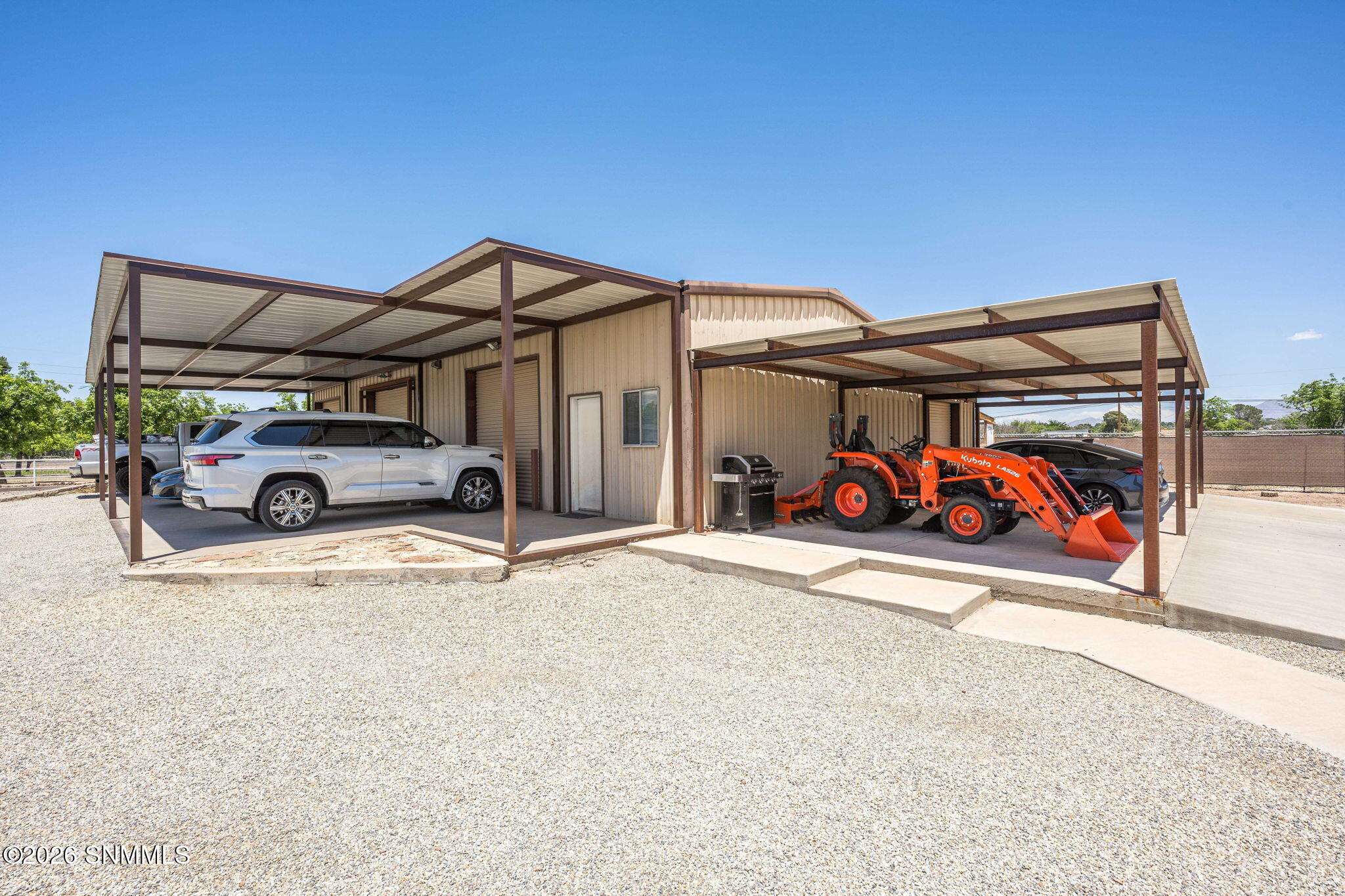 62-web-or-mls-Snappin Homes (DocBar3290)