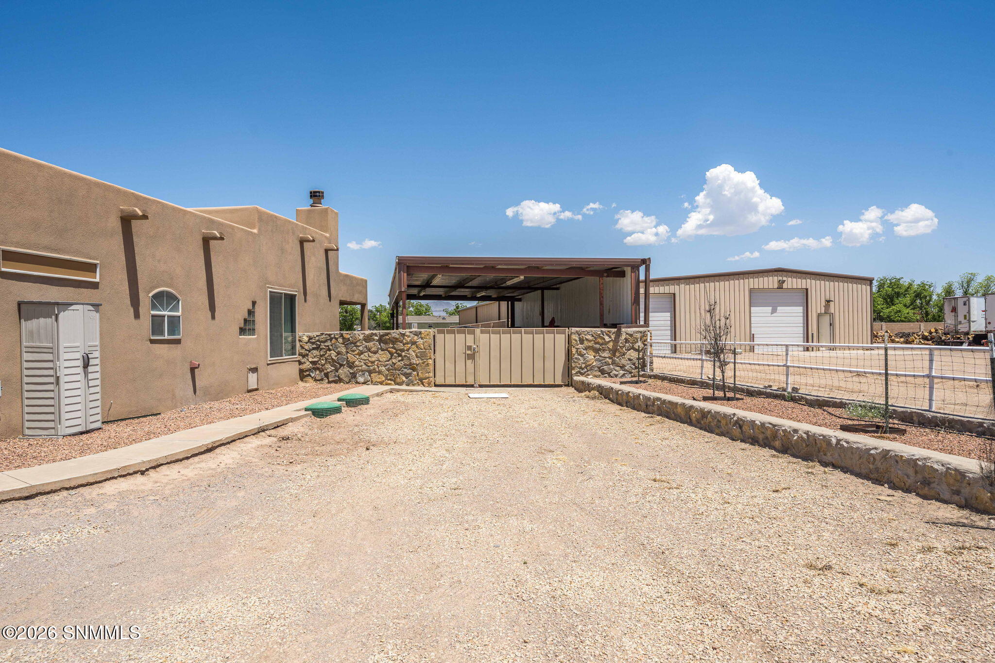 74-web-or-mls-Snappin Homes (DocBar3290)