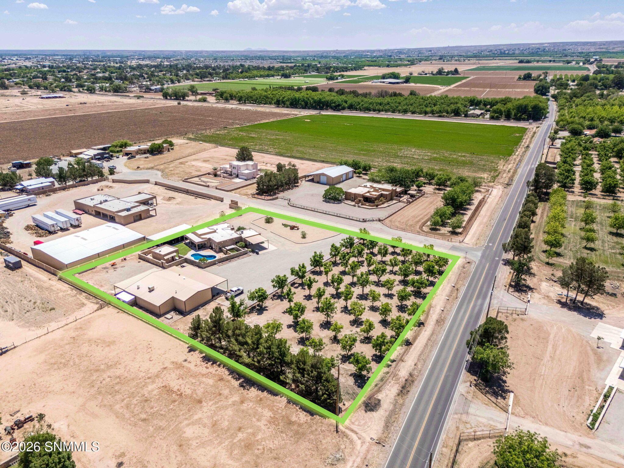 92-web-or-mls-Snappin Homes (DocBar3290)
