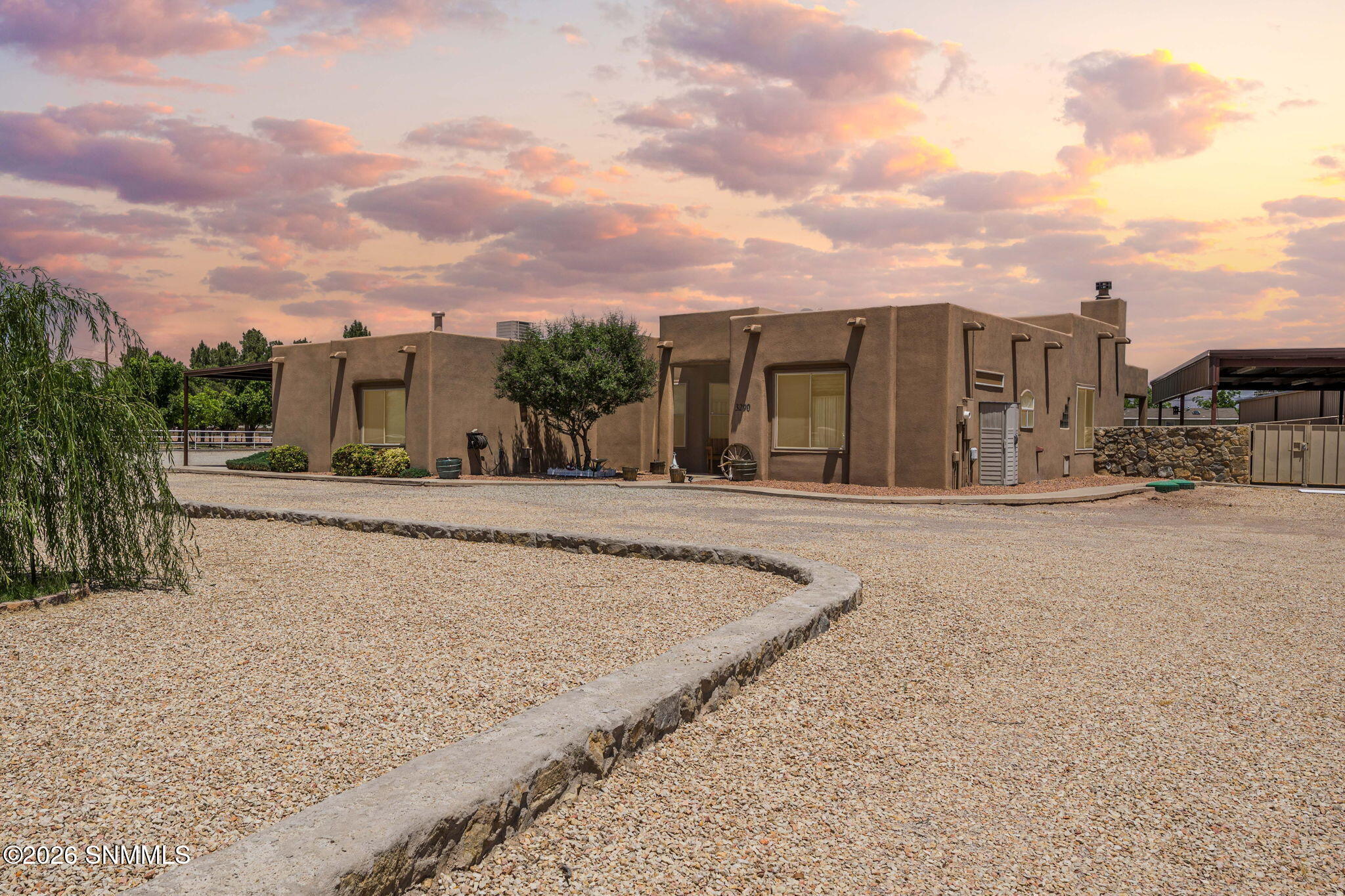 77-web-or-mls-Snappin Homes (DocBar3290)