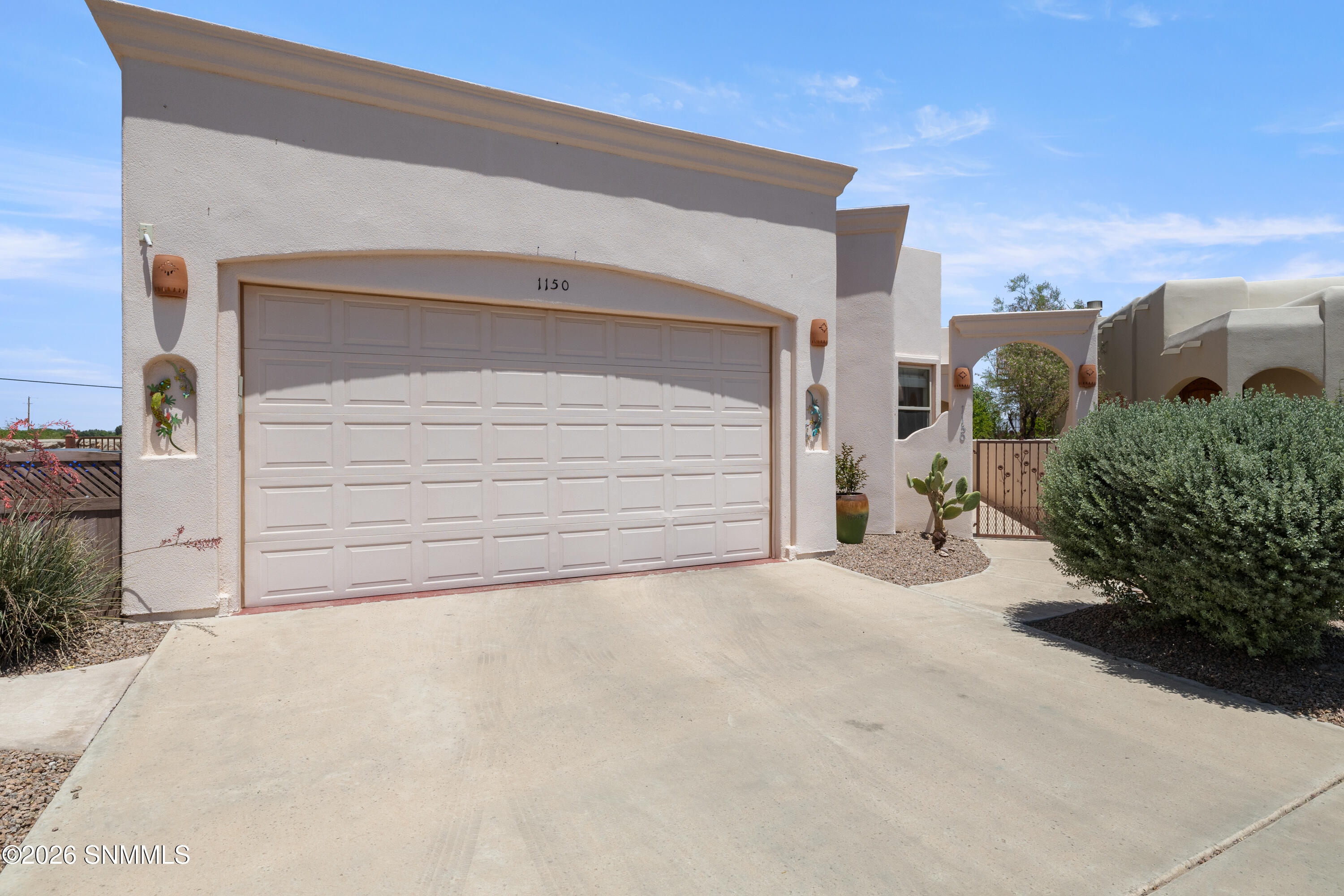 1150-Pueblo-Gardens-Ct-MLS-Camera-Guy-2