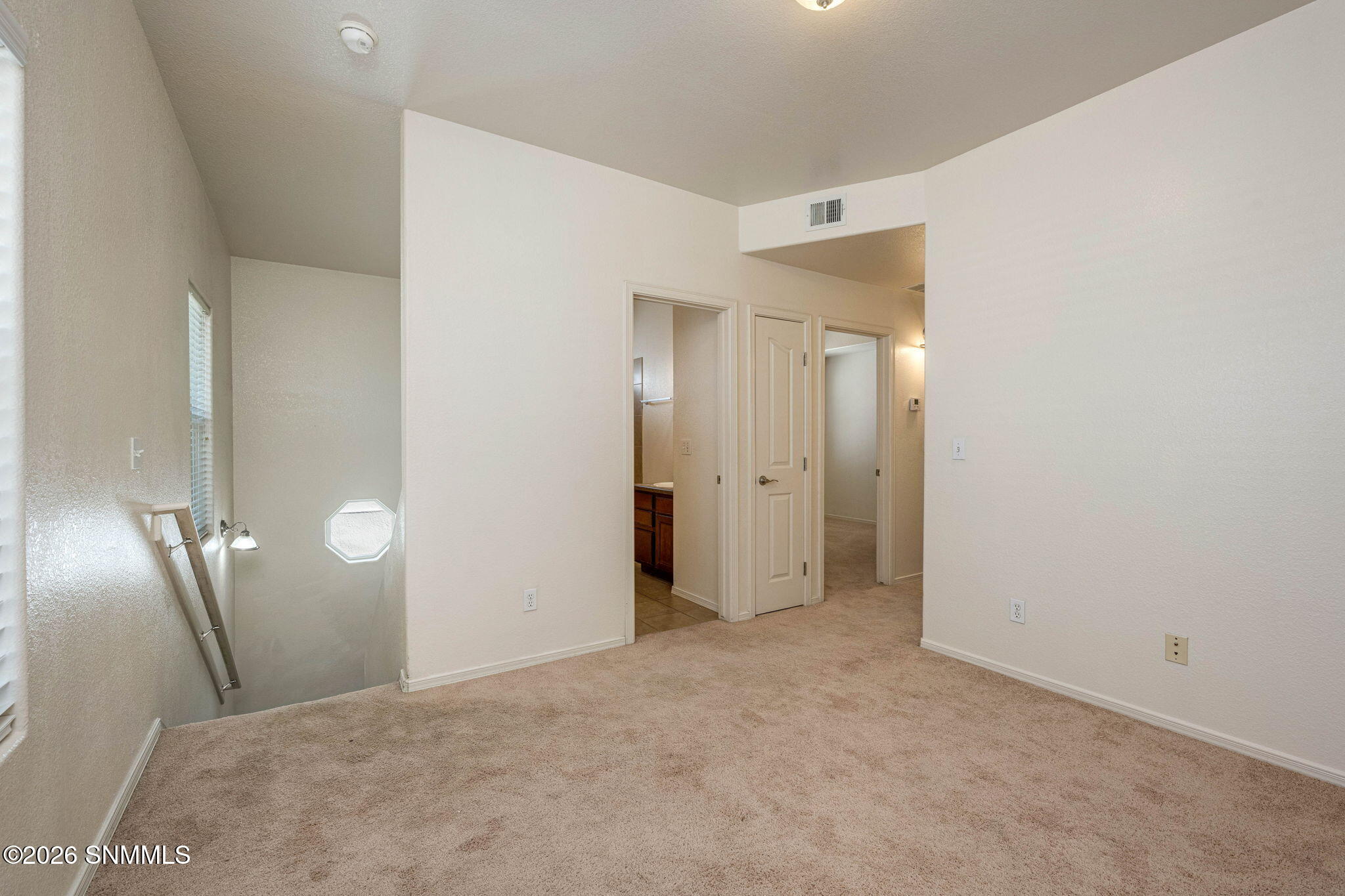 22-web-or-mls-Snappin Homes (Mesita4634)