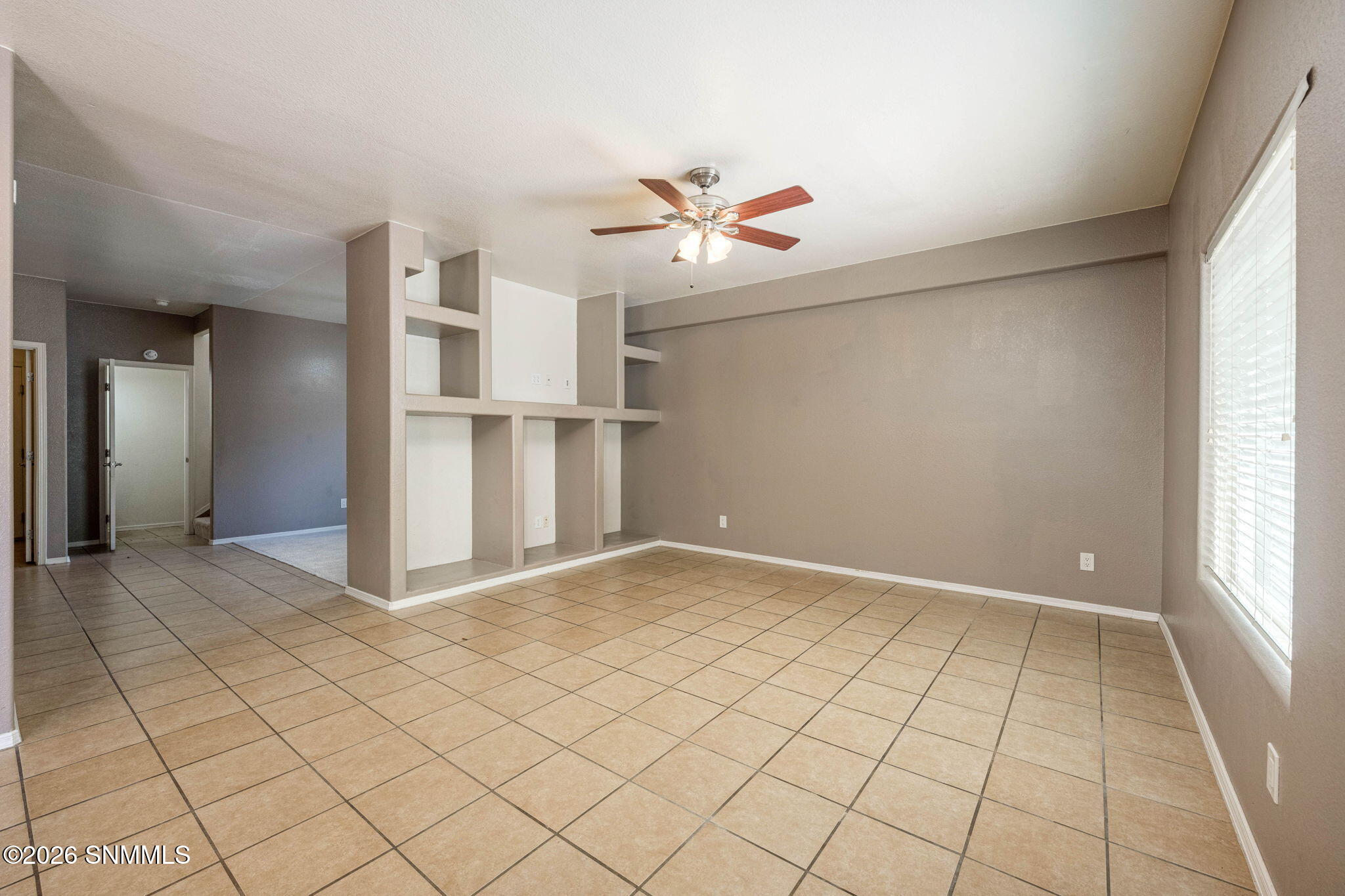 10-web-or-mls-Snappin Homes (Mesita4634)