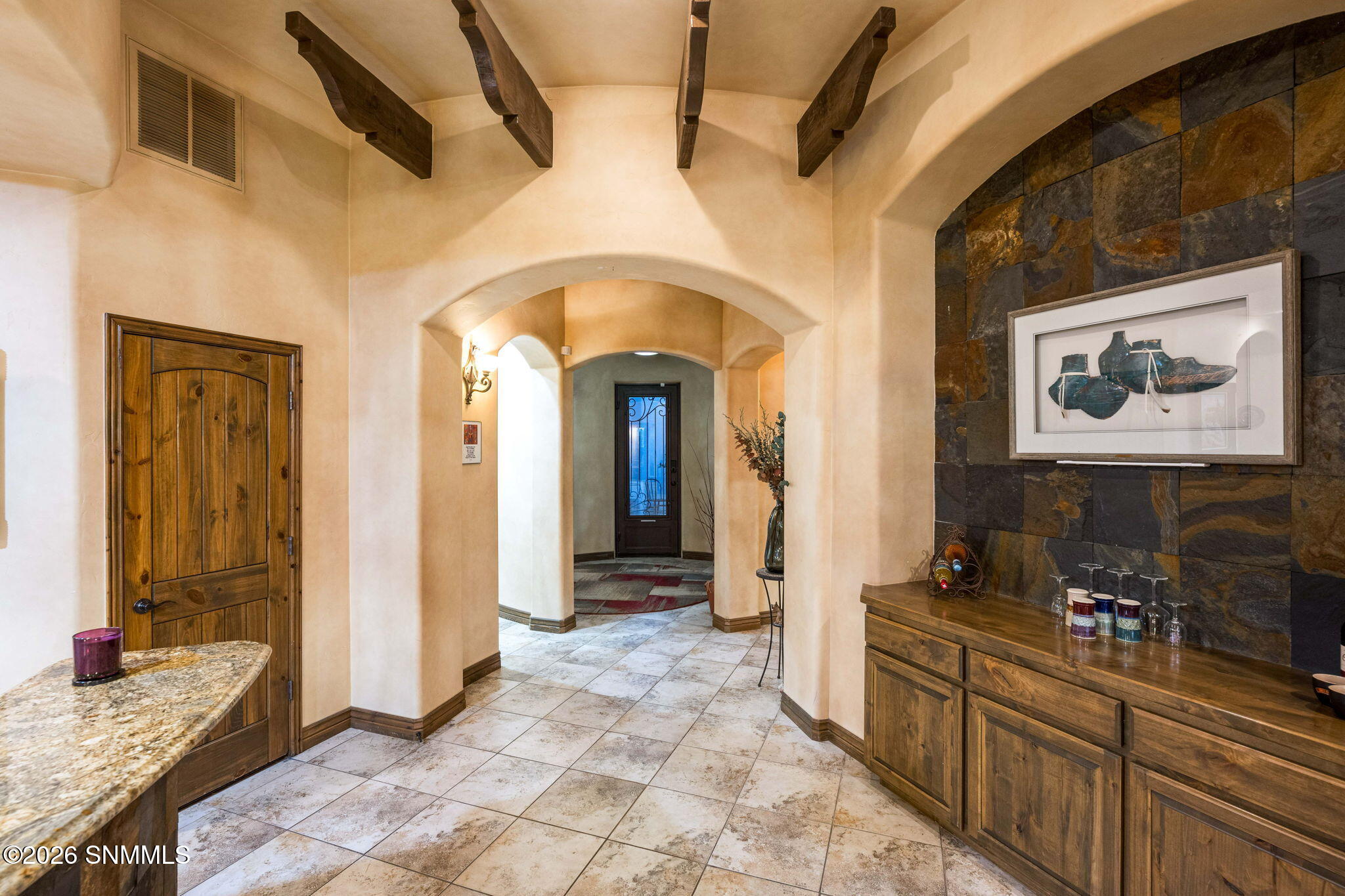 11-web-or-mls-Snappin Homes (Degas8243)-