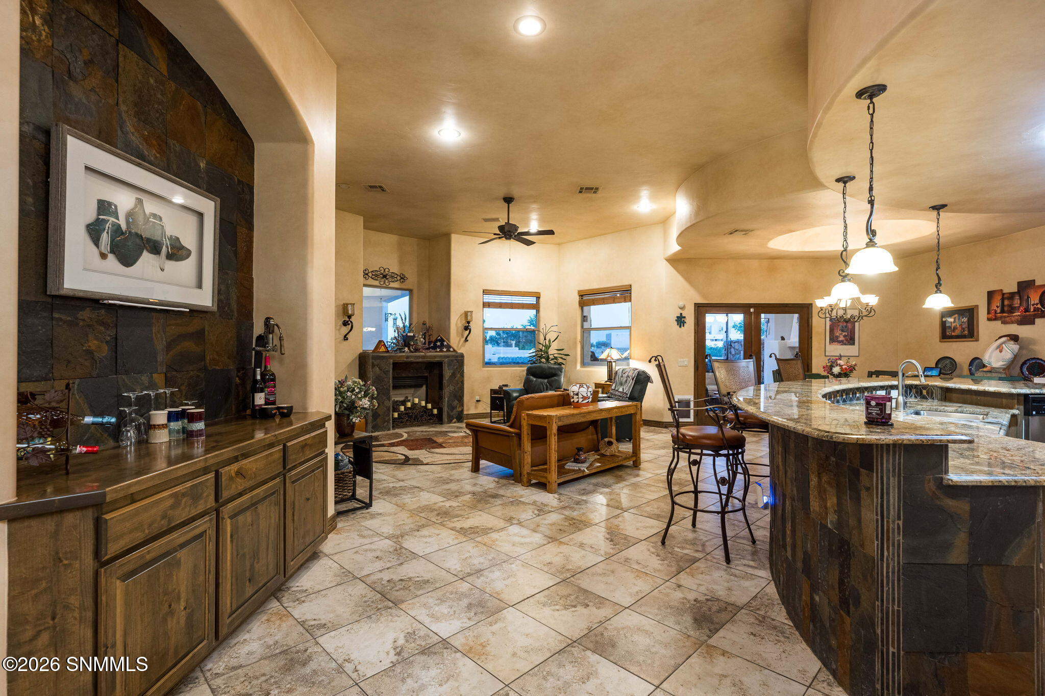 13-web-or-mls-Snappin Homes (Degas8243)-