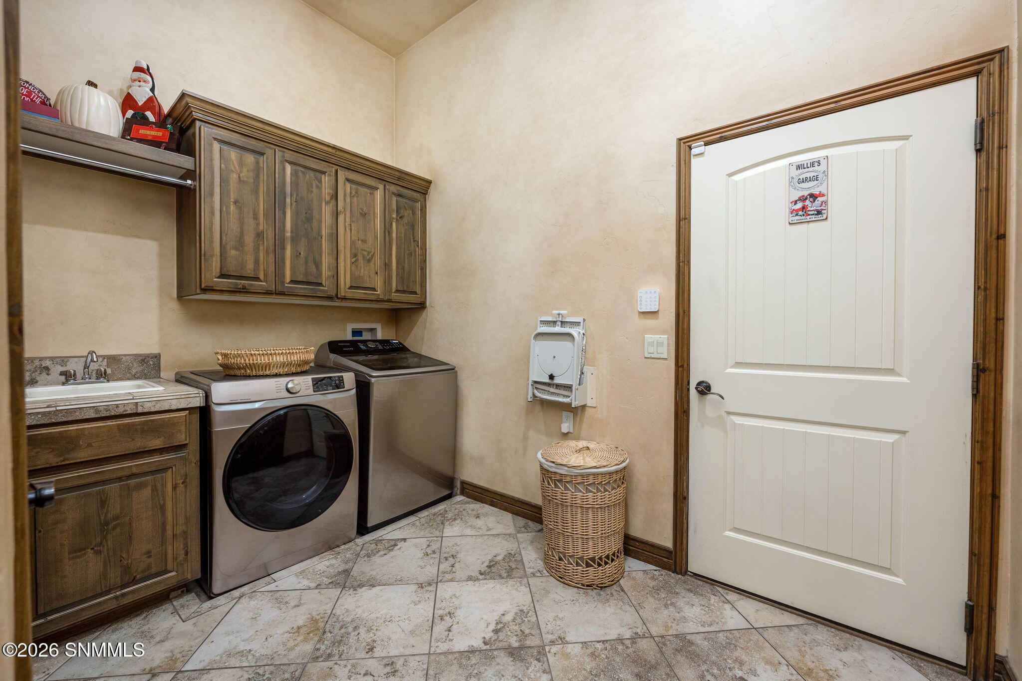 50-web-or-mls-Snappin Homes (Degas8243)-