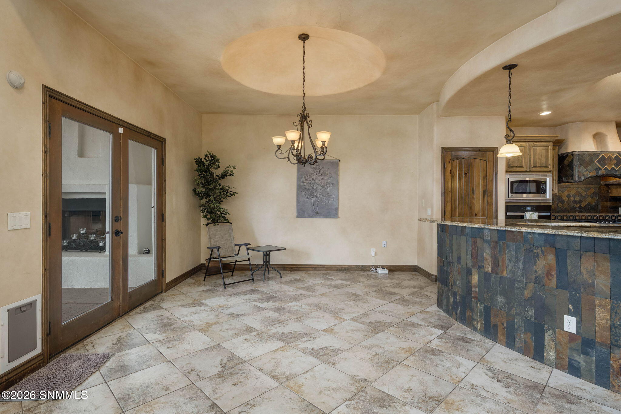 13-web-or-mls-Snappin Homes (Degas8243_N