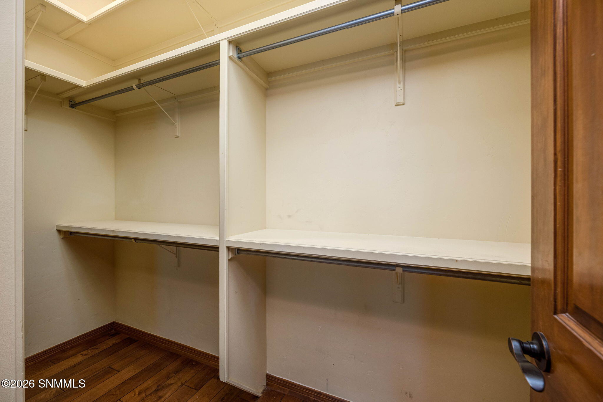 27-web-or-mls-Snappin Homes (Tewa4337)-2