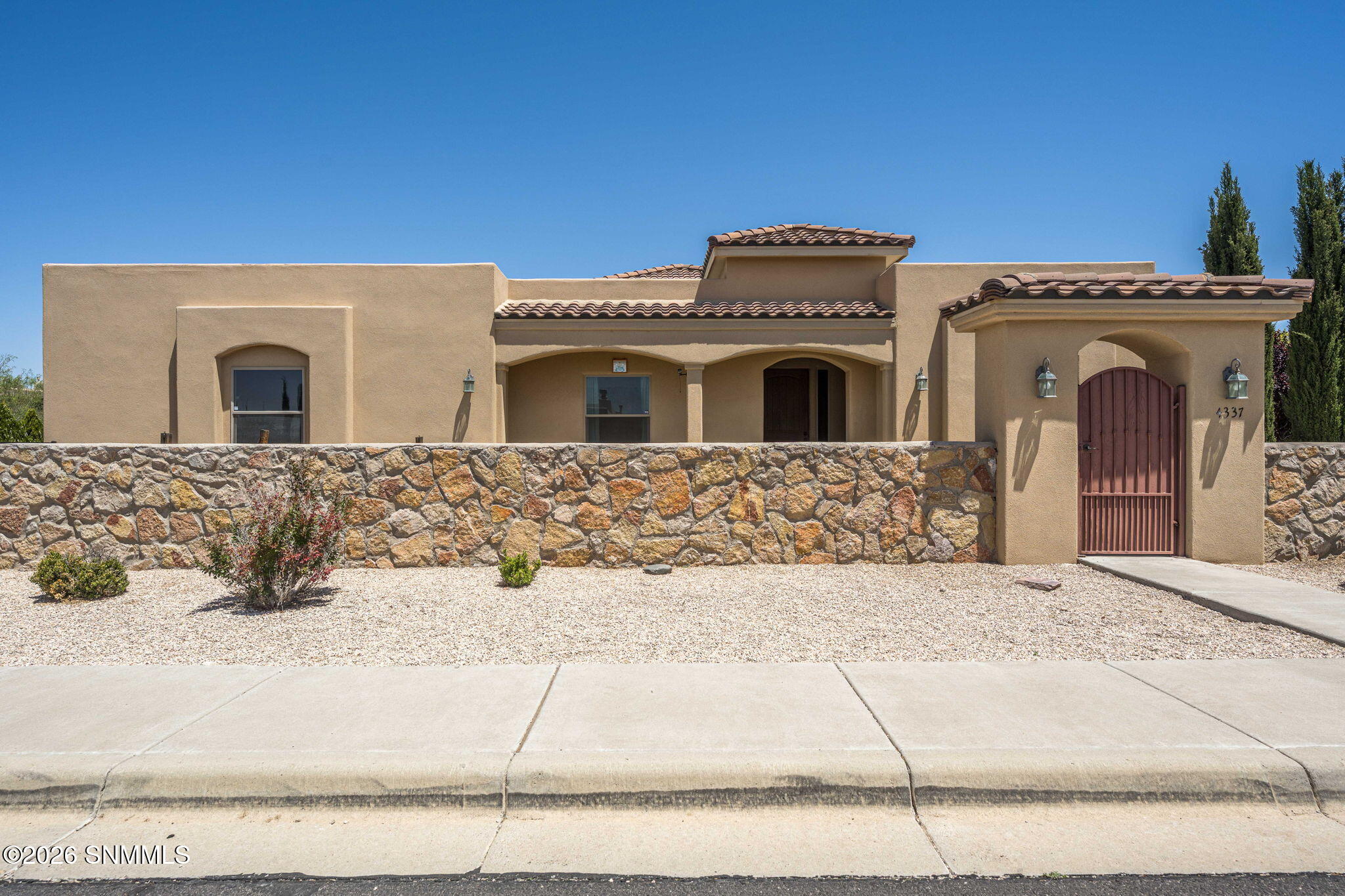 1-web-or-mls-Snappin Homes (Tewa4337)-1