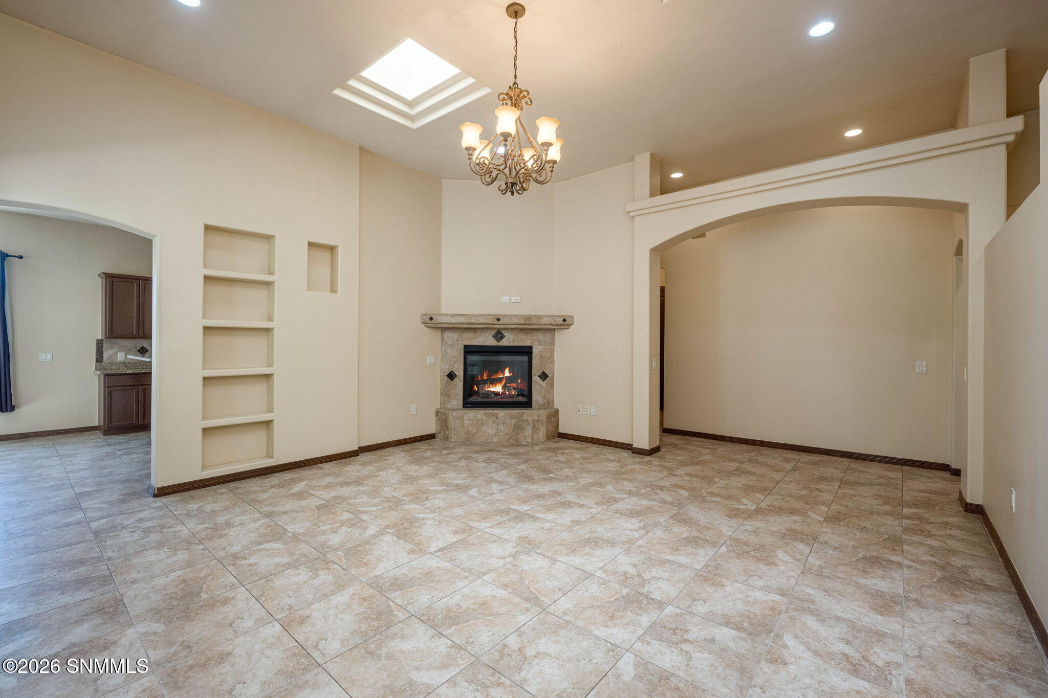 12-web-or-mls-Snappin Homes (Tewa4337)-1