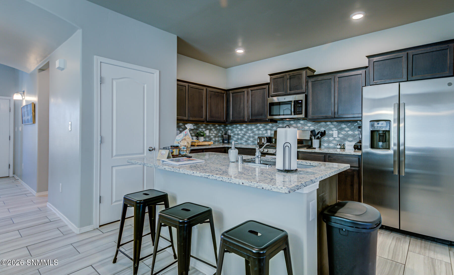 4620 Toluca Ave LCNM-11