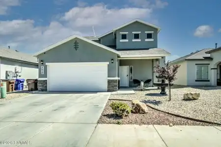 4620 Toluca Avenue, Las Cruces, New Mexico 88012, 4 Bedrooms Bedrooms, ,3.5 BathroomsBathrooms,Residential,For Sale,Toluca,2601605
