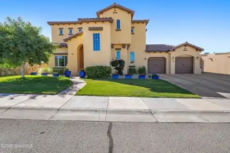 4084 Demos Avenue, Las Cruces, New Mexico 88011, 5 Bedrooms Bedrooms, ,3.5 BathroomsBathrooms,Residential,For Sale,Demos,2601611