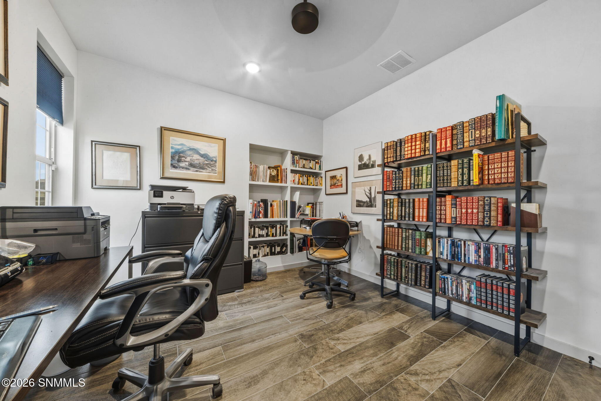 21-web-or-mls-A24I9317