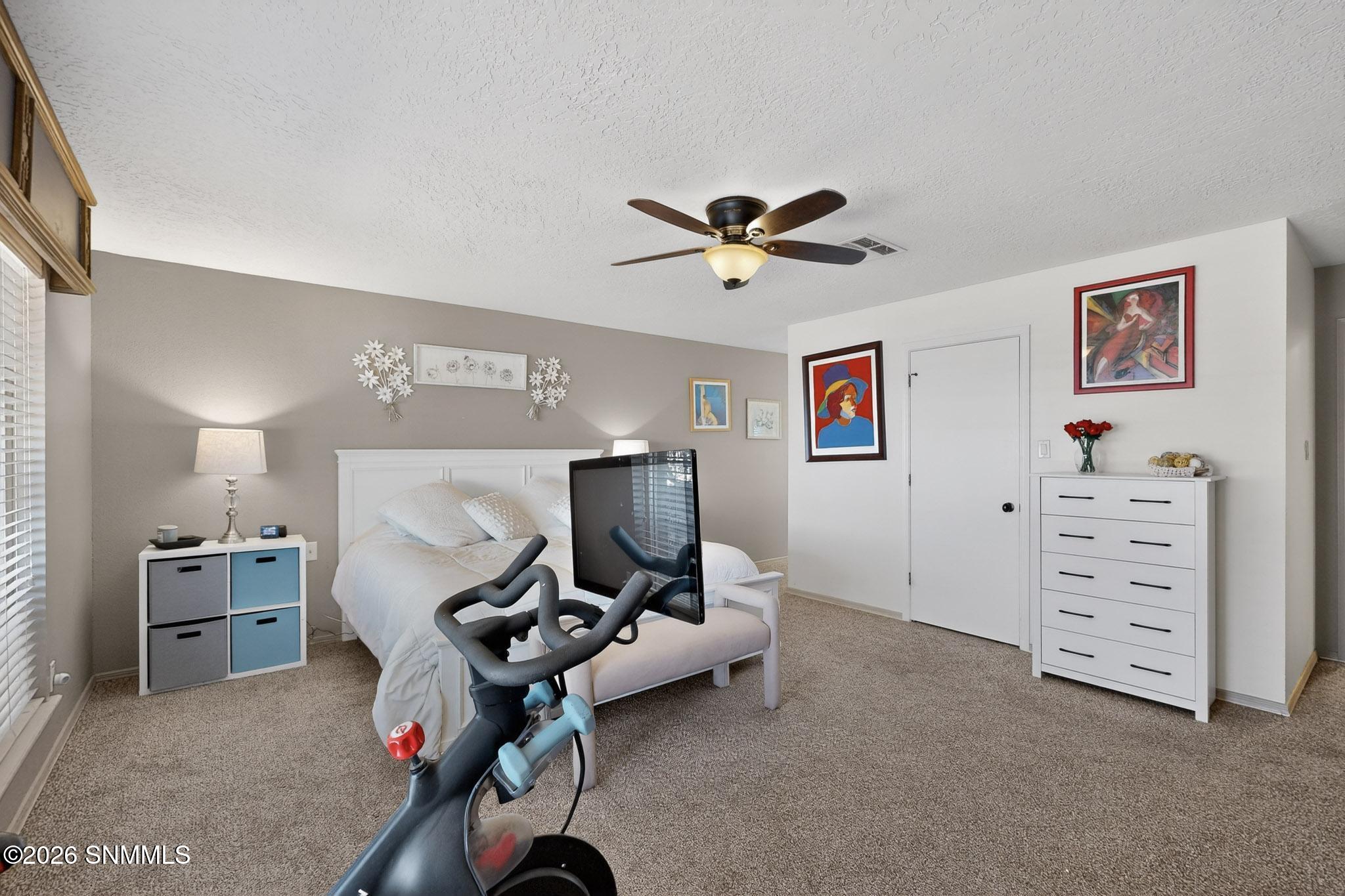15a 29-3D-Casas-3041-Missouri-Ave-031920