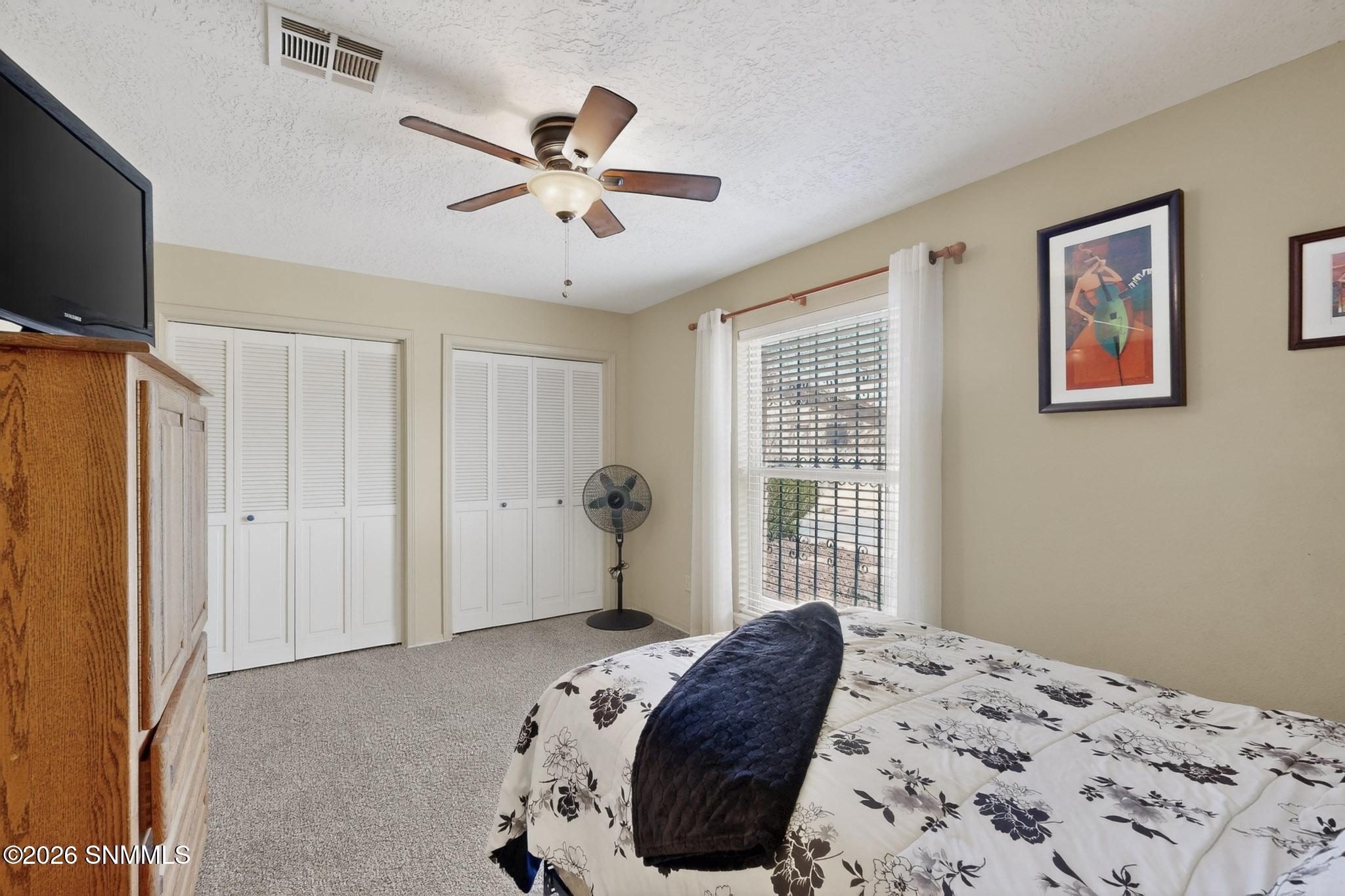16c 41-3D-Casas-3041-Missouri-Ave-031920