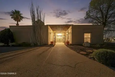 3041 Missouri Avenue, Las Cruces, New Mexico 88011, 3 Bedrooms Bedrooms, ,1.75 BathroomsBathrooms,Residential,For Sale,Missouri,2600940