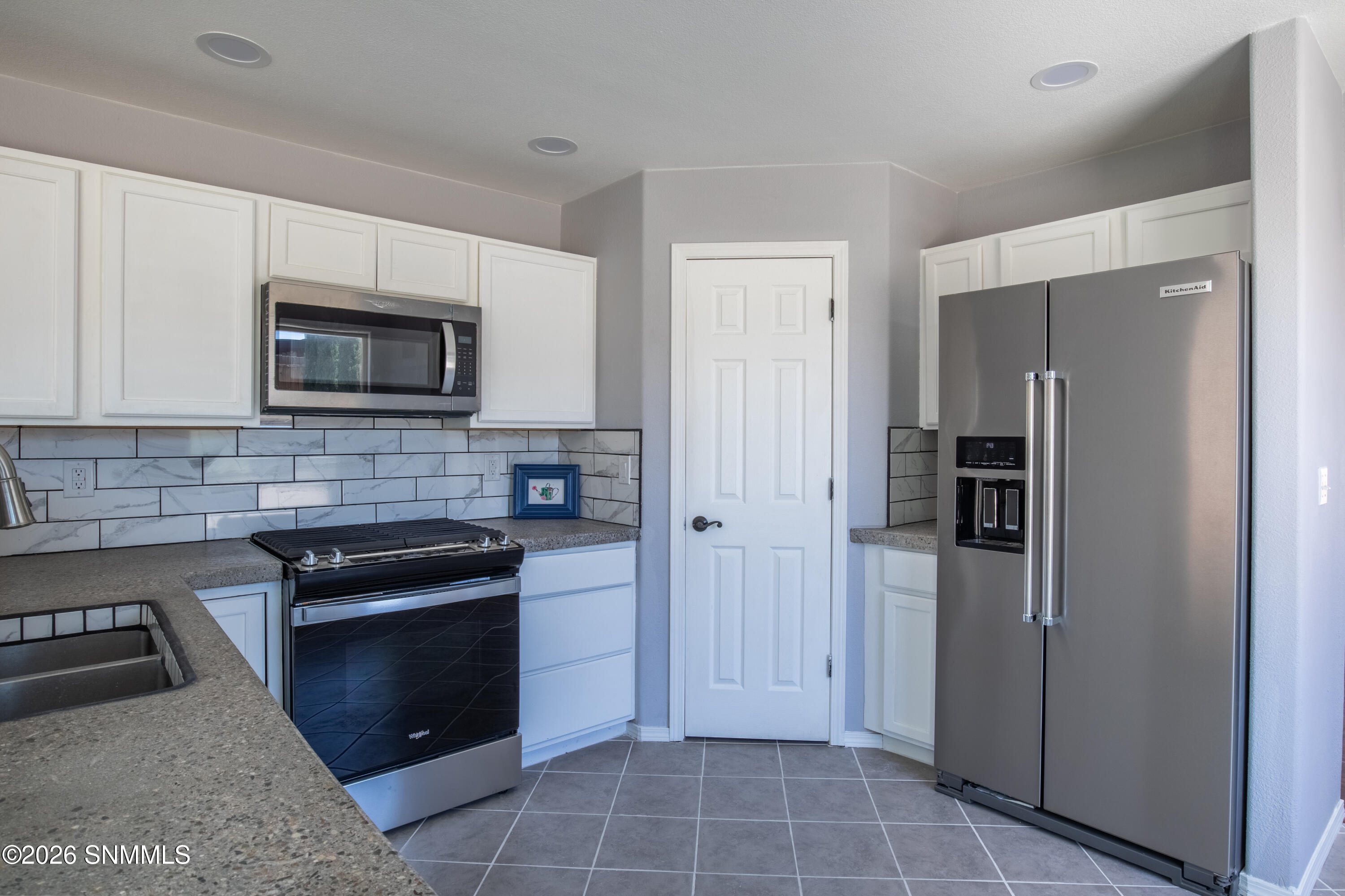 Salado (Kitchen)-3