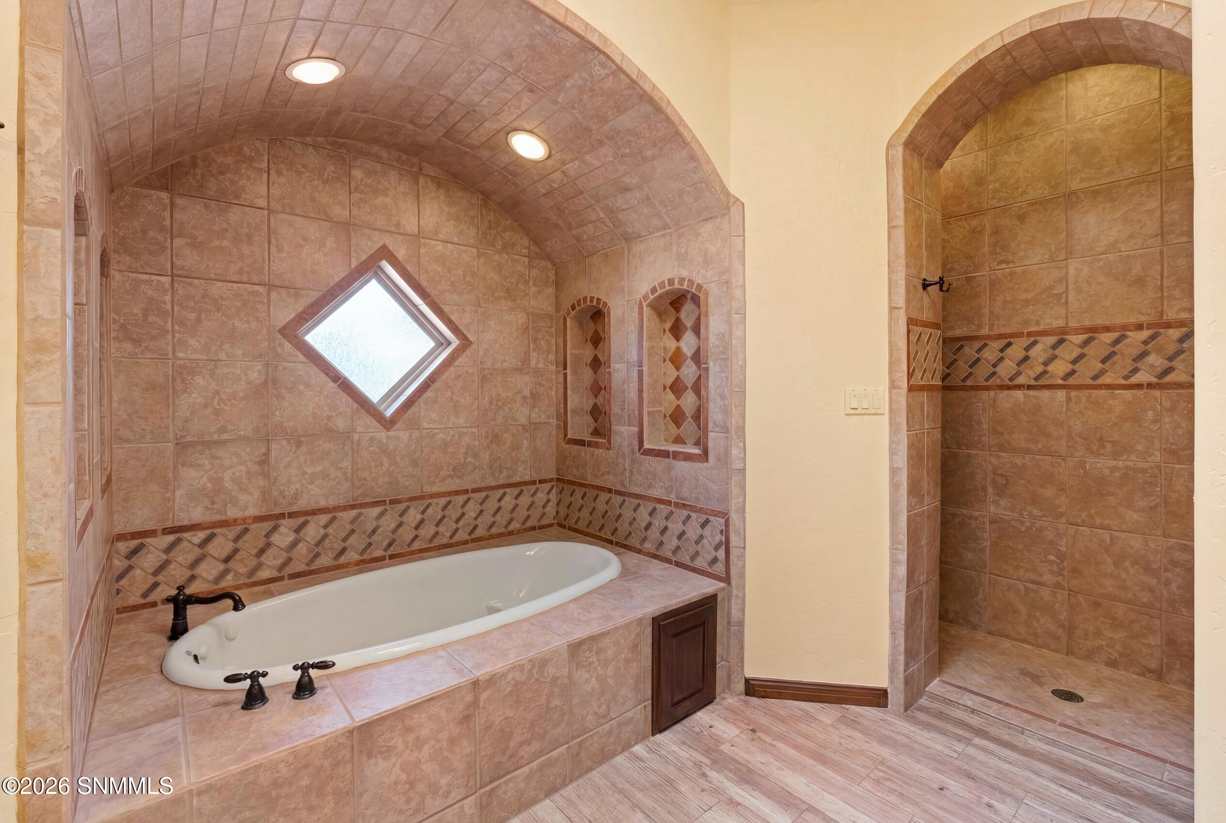 Master Bath 2nd angle