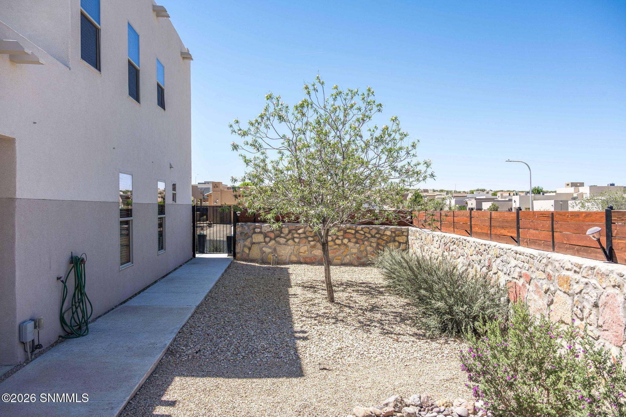 61-web-or-mls-Snappin Homes (AzureHills4