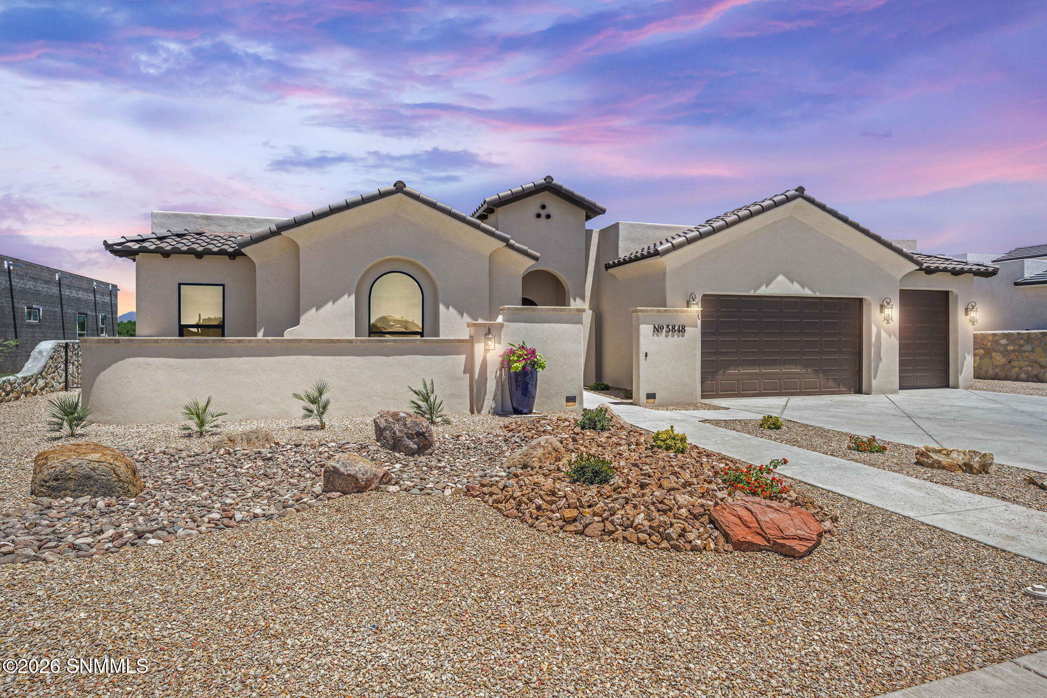 3848 Santa Catalina