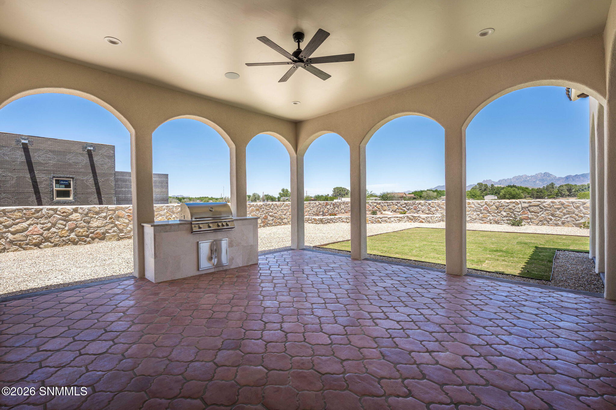 52-web-or-mls-Snappin Homes (SantaCatali