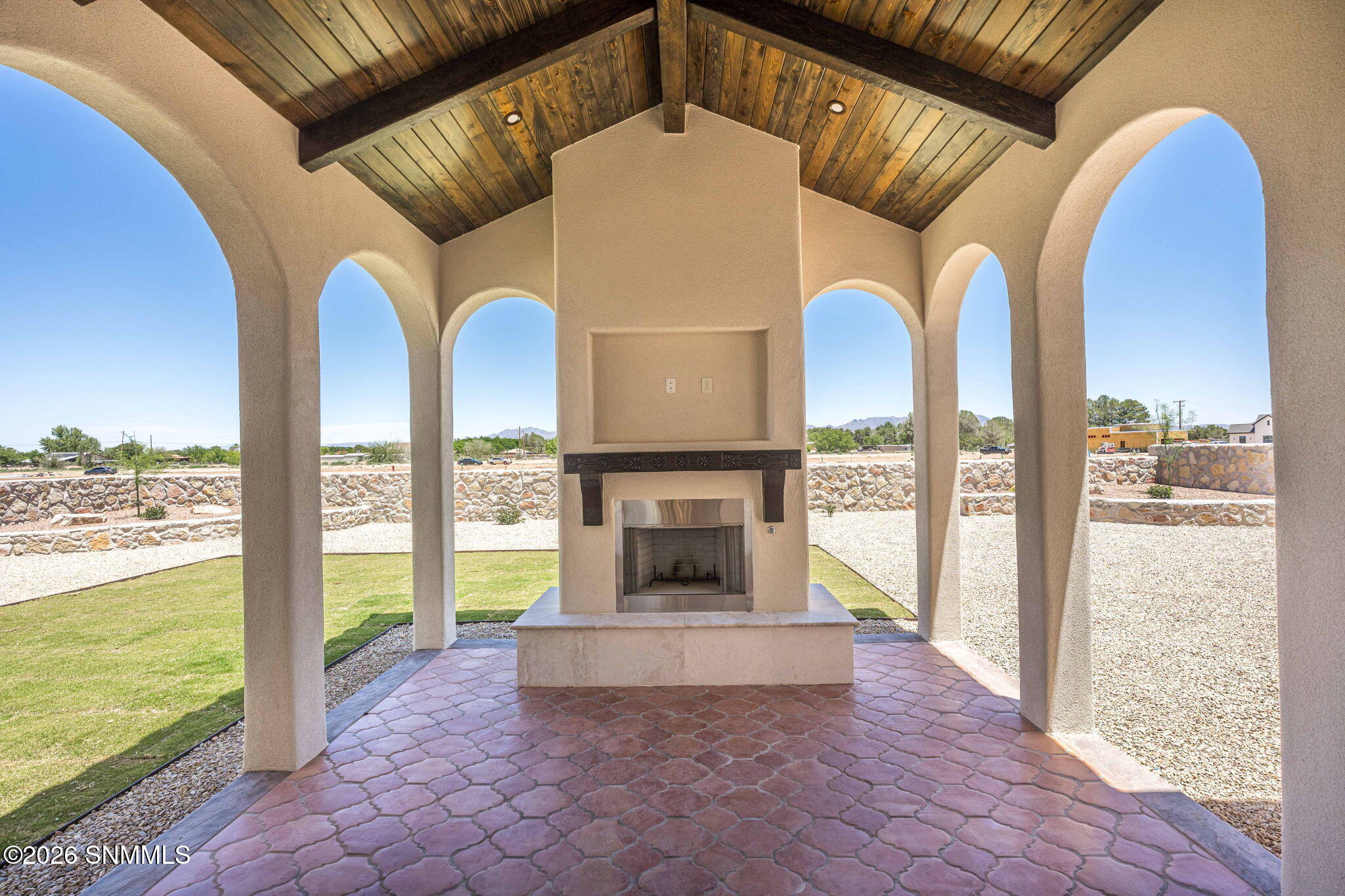 56-web-or-mls-Snappin Homes (SantaCatali