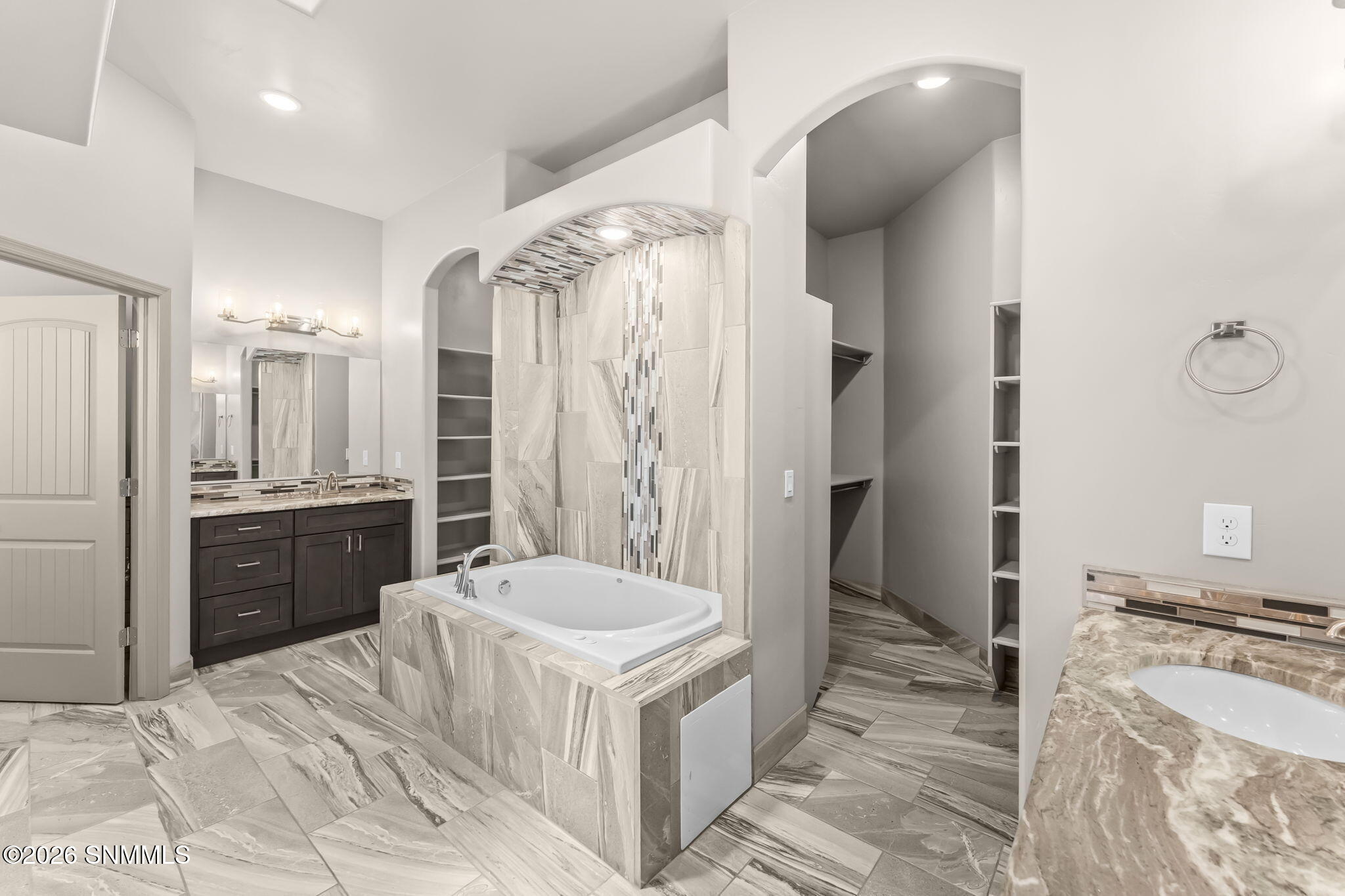48-web-or-mls-REP-LLC_048