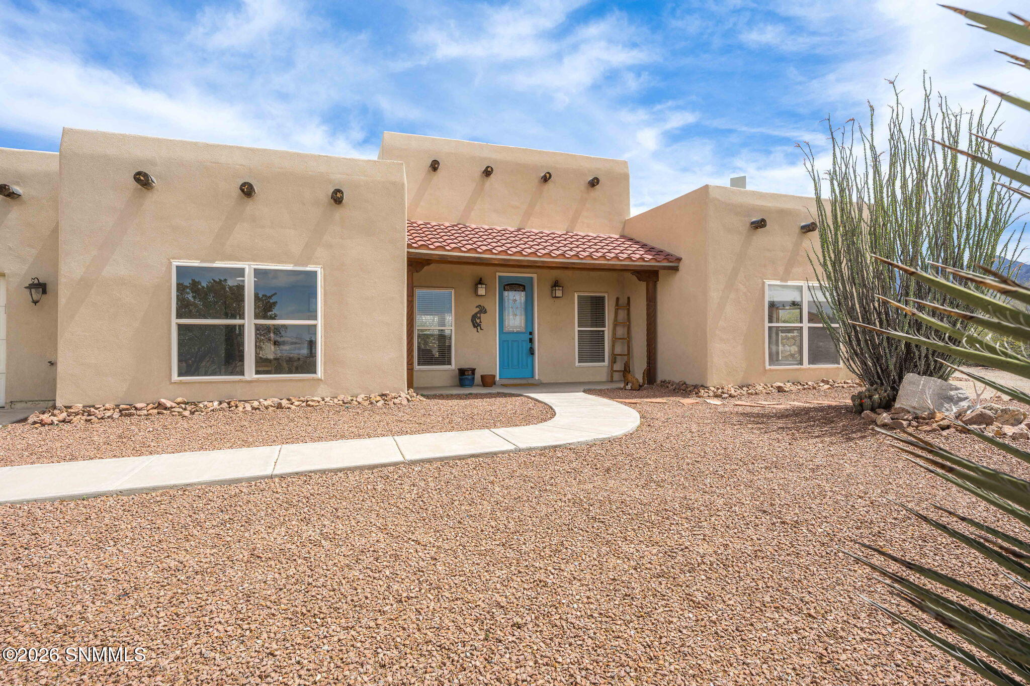 9-web-or-mls-Snappin Homes (SilkOak8801)