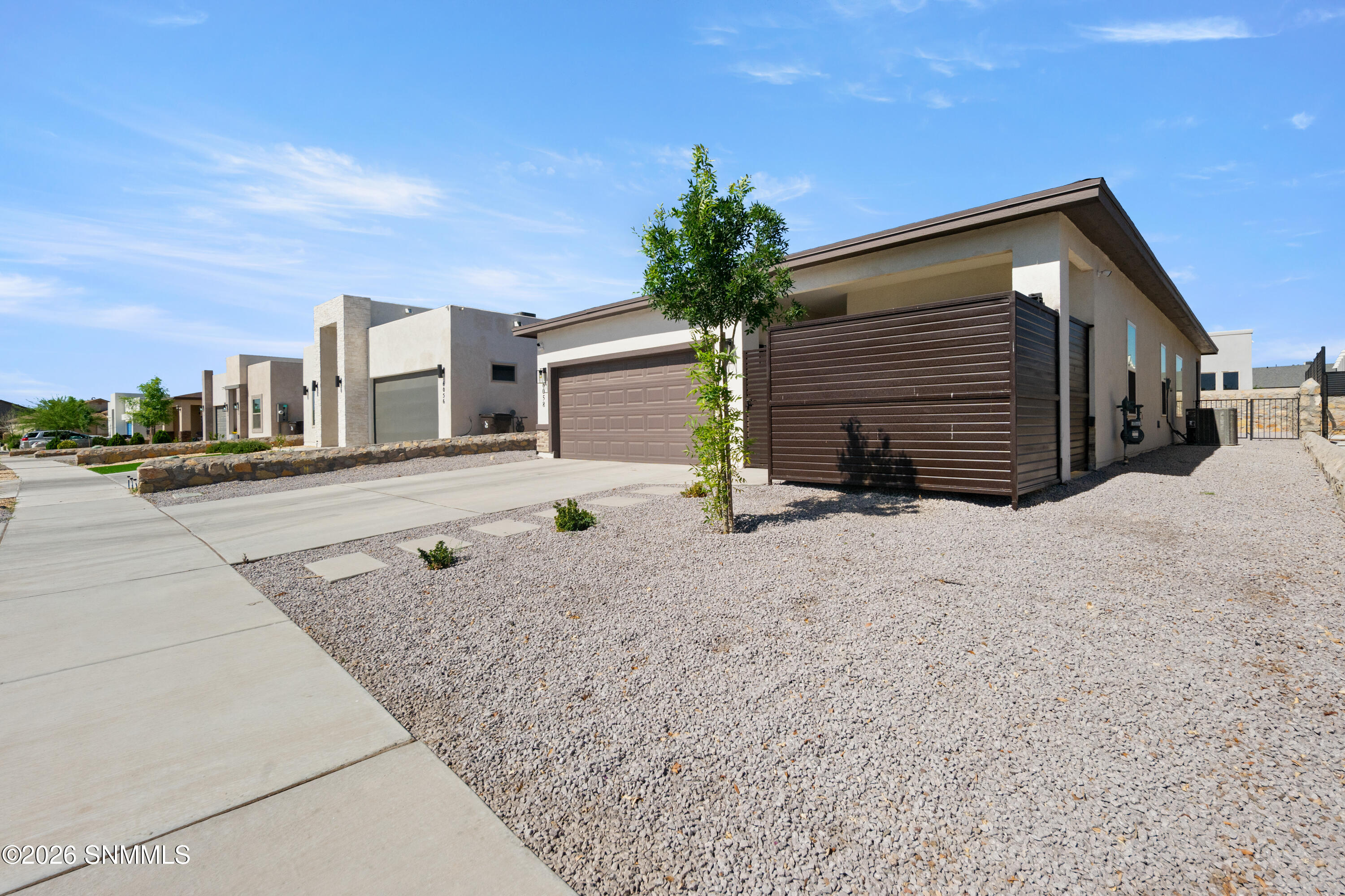 6058-Olive-Tree-MLS-Camera-Guy-3