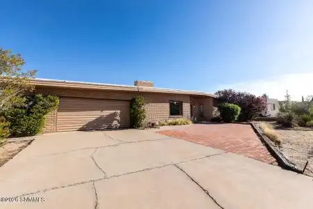 1480 Vista Del Valle, Las Cruces, New Mexico 88007, 3 Bedrooms Bedrooms, ,2.5 BathroomsBathrooms,Residential,For Sale,Vista Del Valle,2601655