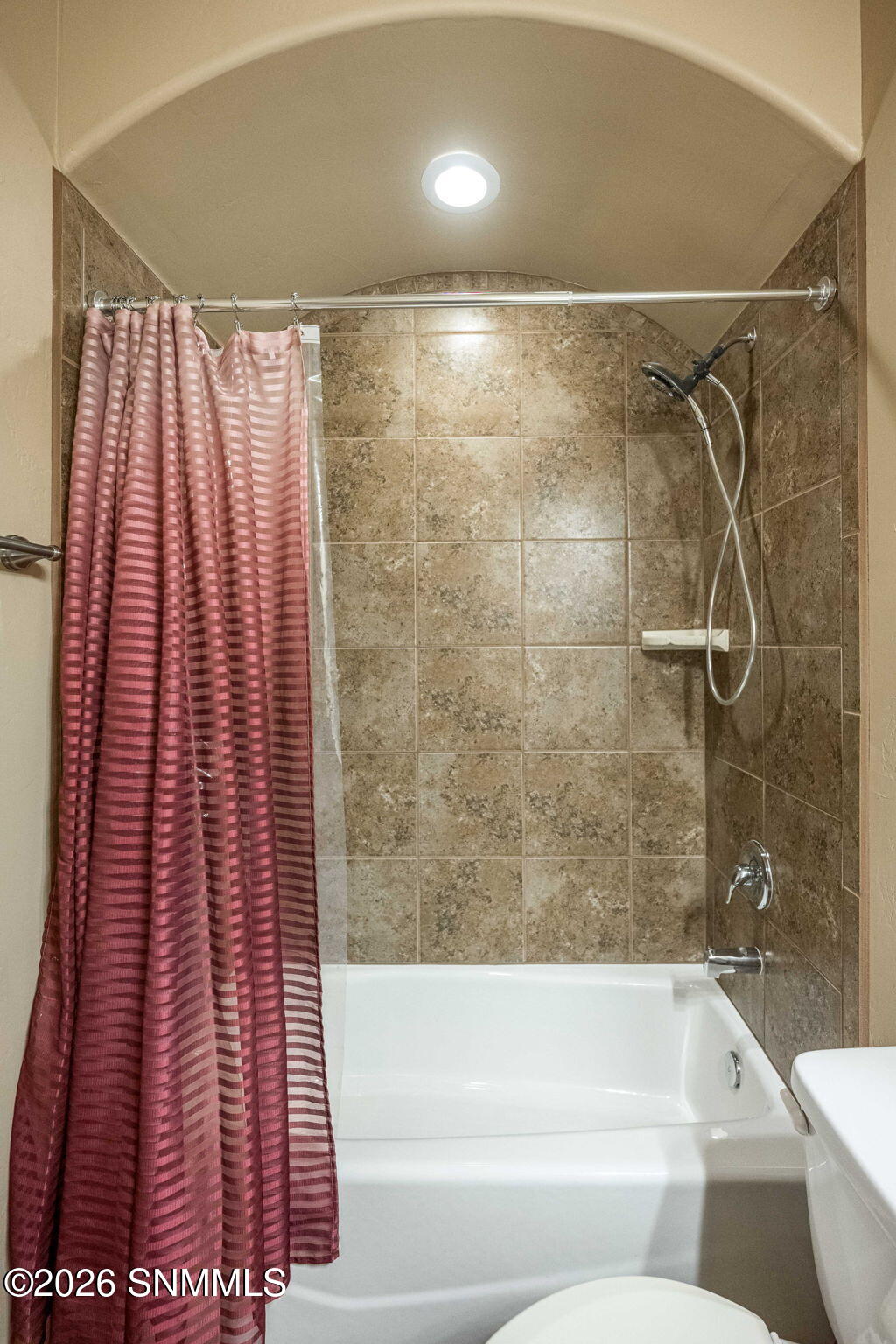 25-web-or-mls-Snappin Homes (AguaCalient