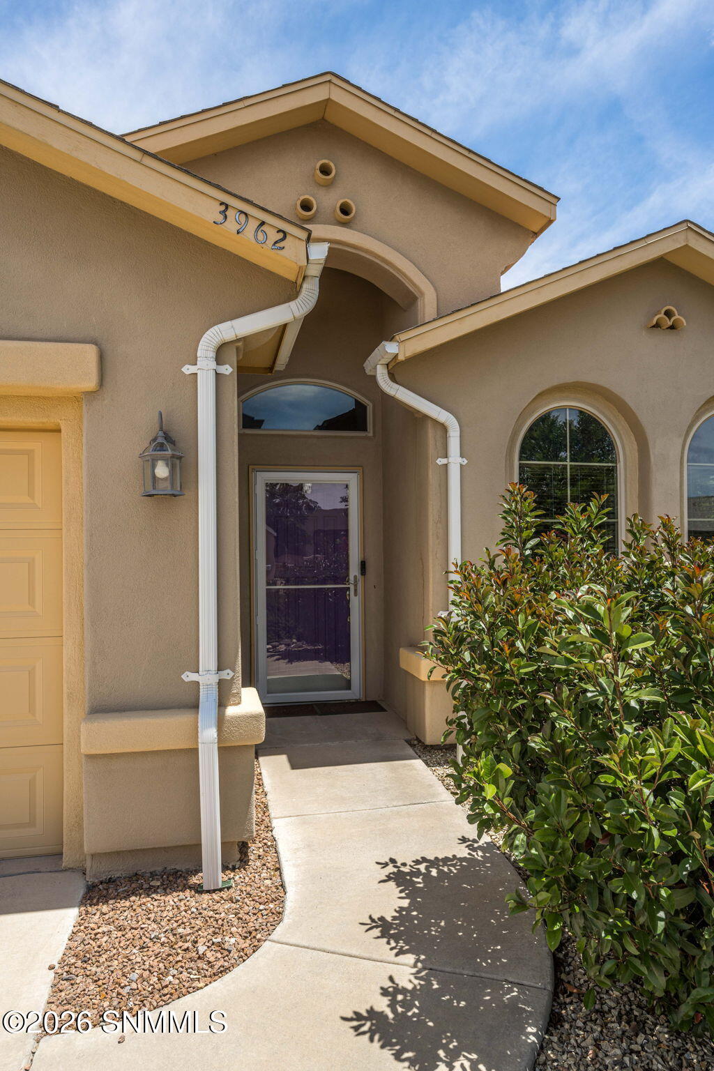 3-web-or-mls-Snappin Homes (AguaCaliente