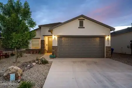 6913 Magellan Street, Las Cruces, New Mexico 88012, 3 Bedrooms Bedrooms, ,2 BathroomsBathrooms,Residential,For Sale,Magellan,2601661