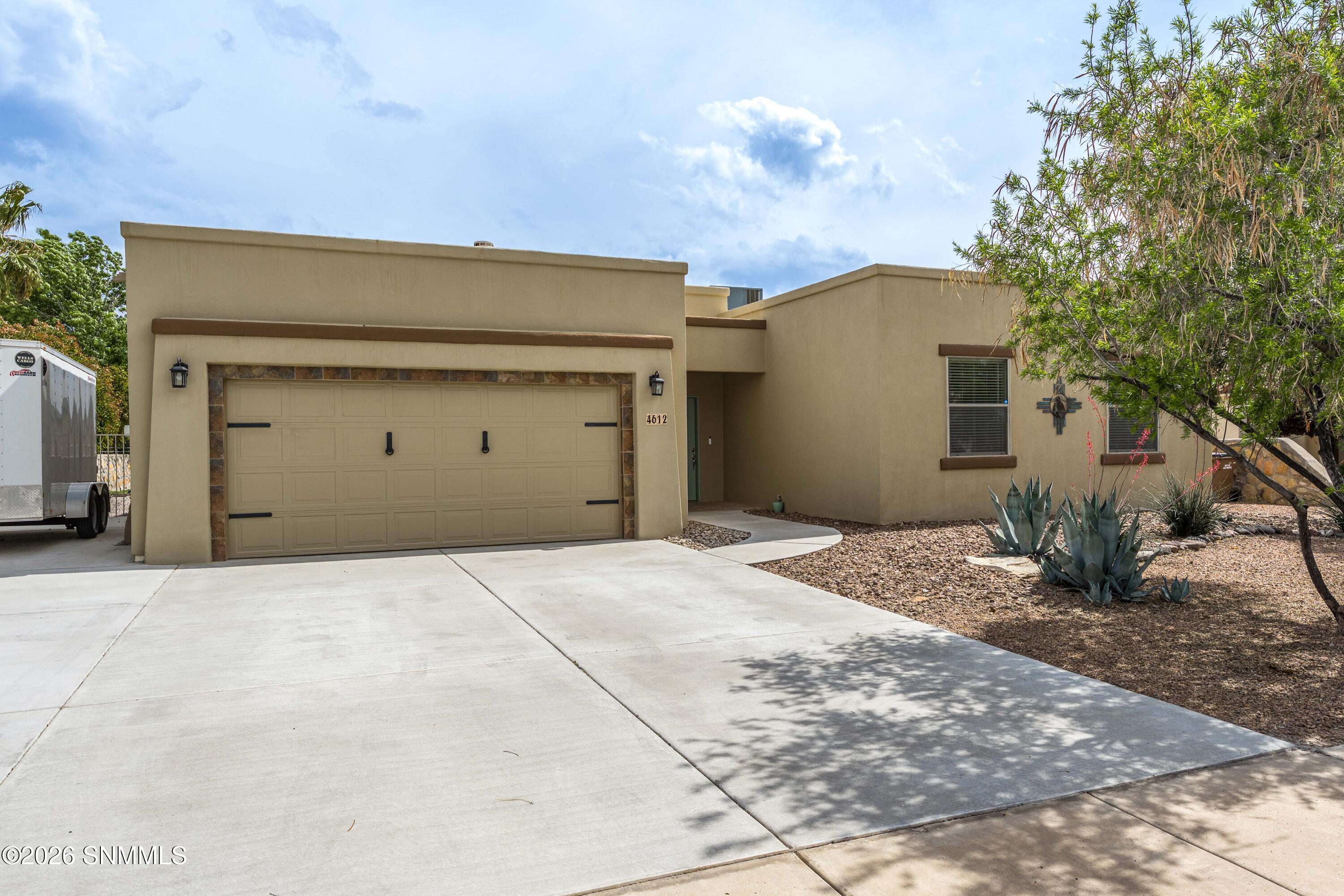 2-print-Snappin Homes (MesaCentral4612_N