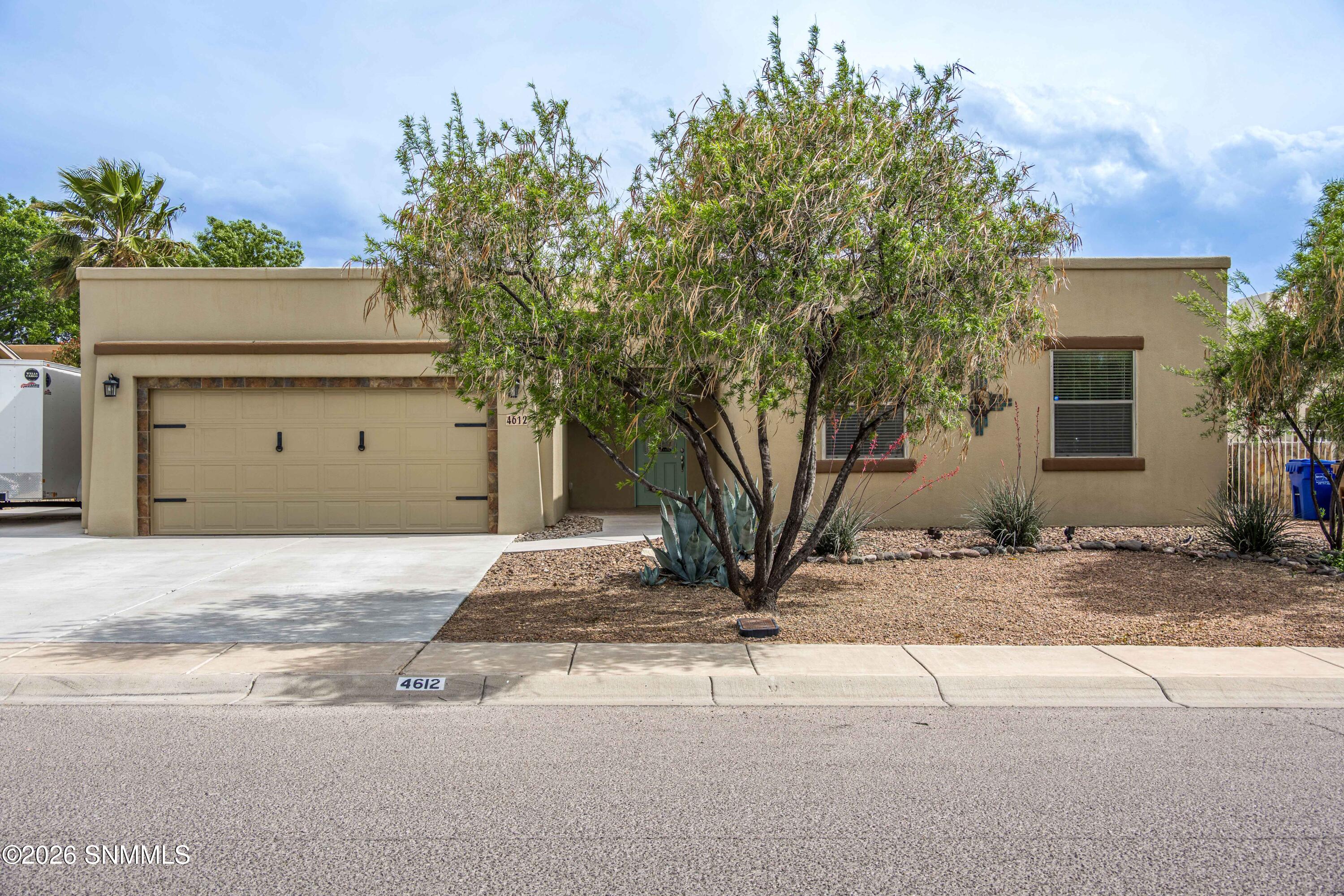 1-print-Snappin Homes (MesaCentral4612_N