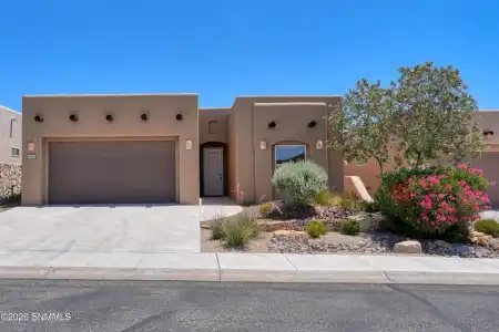 8021 Willow Bloom Circle, Las Cruces, New Mexico 88007, 2 Bedrooms Bedrooms, ,1.75 BathroomsBathrooms,Residential,For Sale,Willow Bloom,2601667