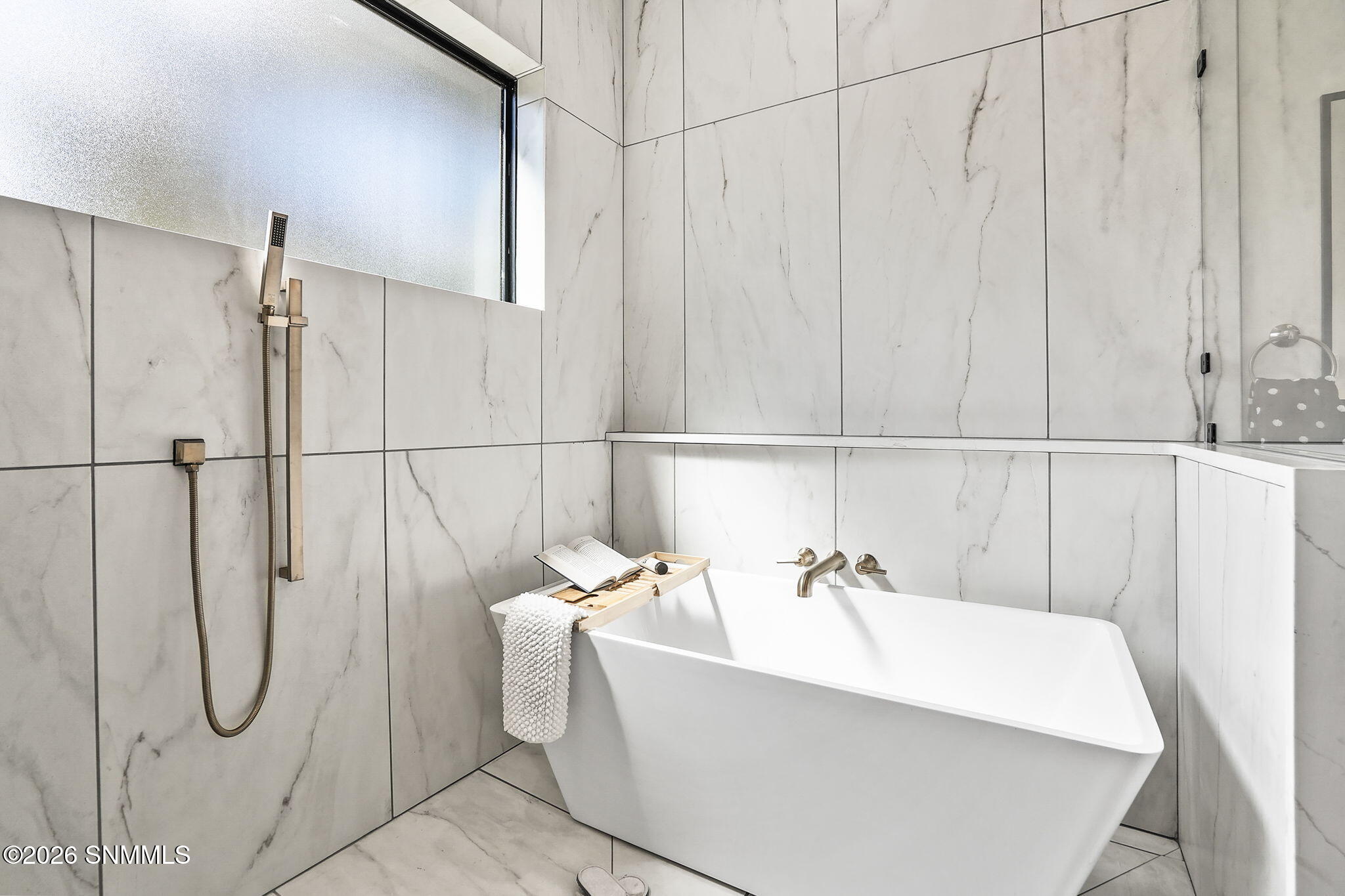 208-Deer-Park-WetRoom.jpg