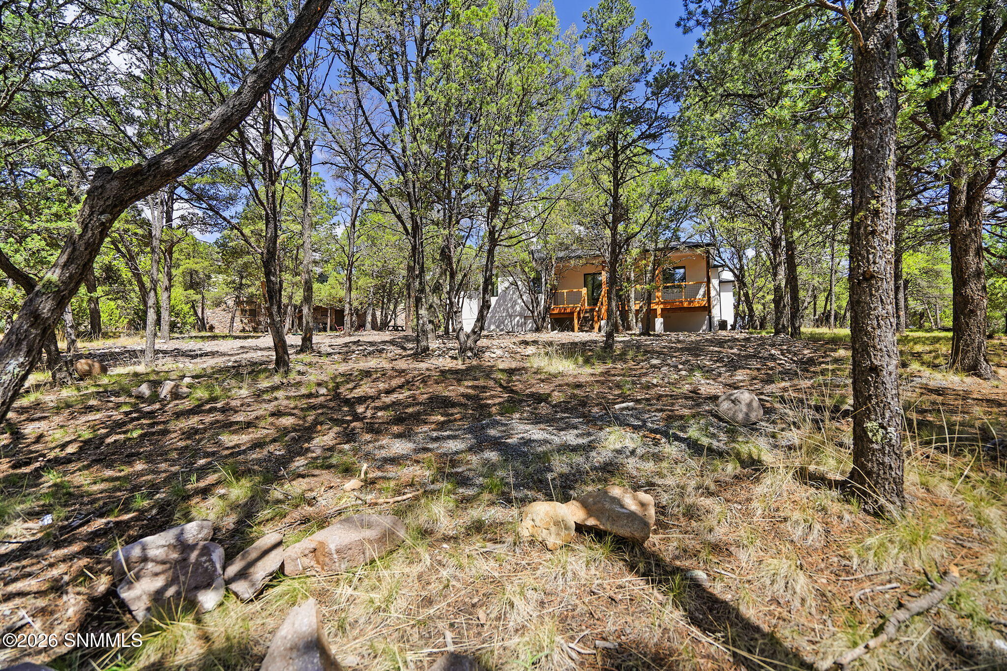 208-Deer-Park-Exterior.jpg