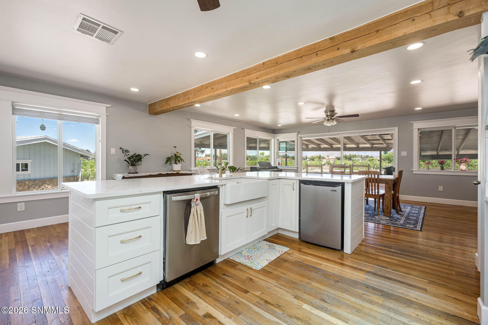 17-web-or-mls-Snappin Homes (Carver680)-