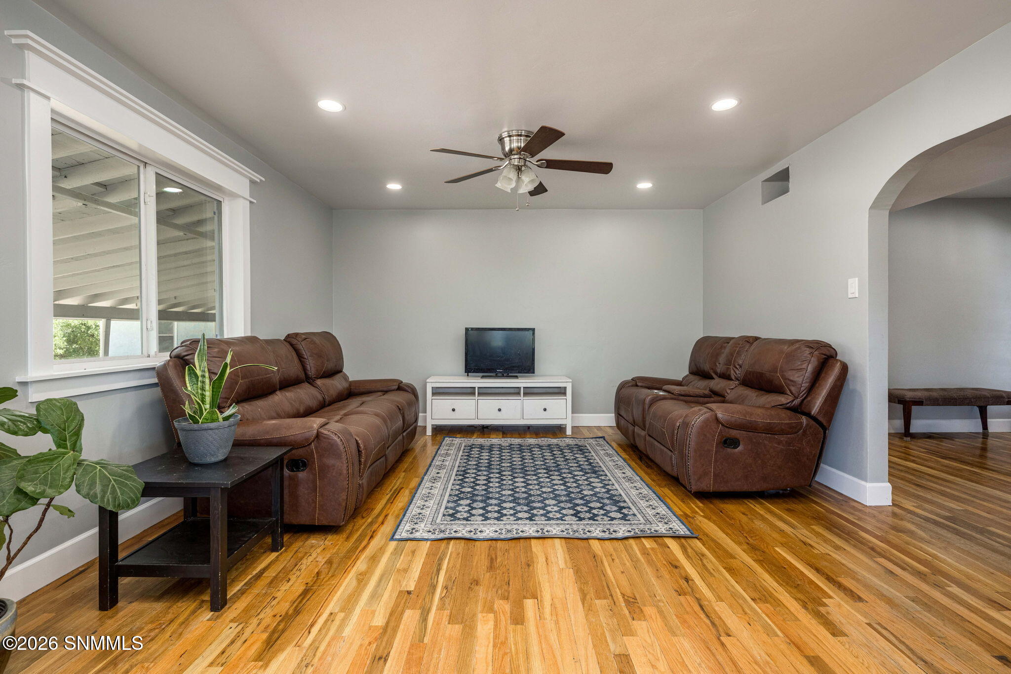 9-web-or-mls-Snappin Homes (Carver680)-9