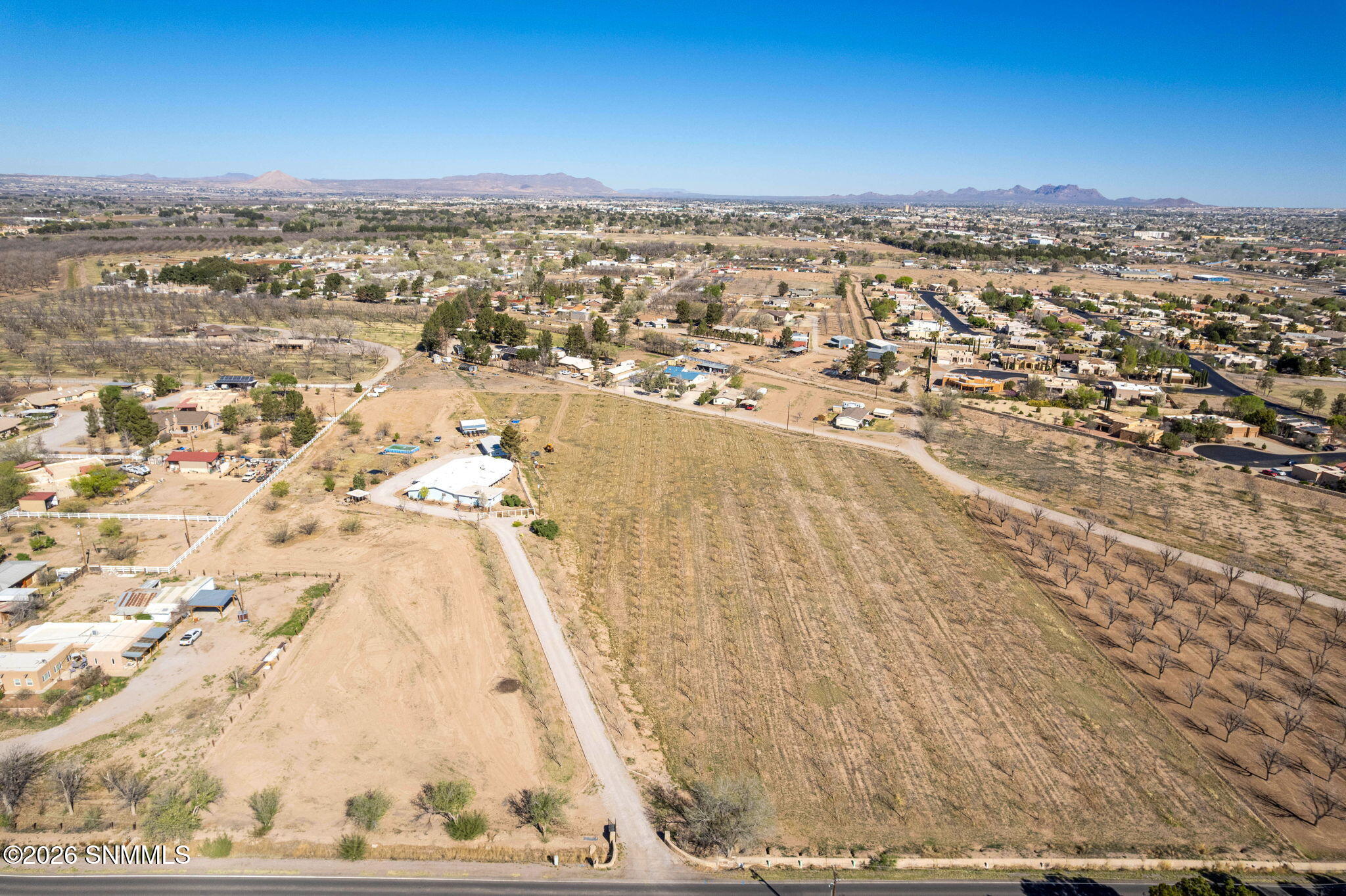 2-web-or-mls-Snappin Homes (Carver680)-2