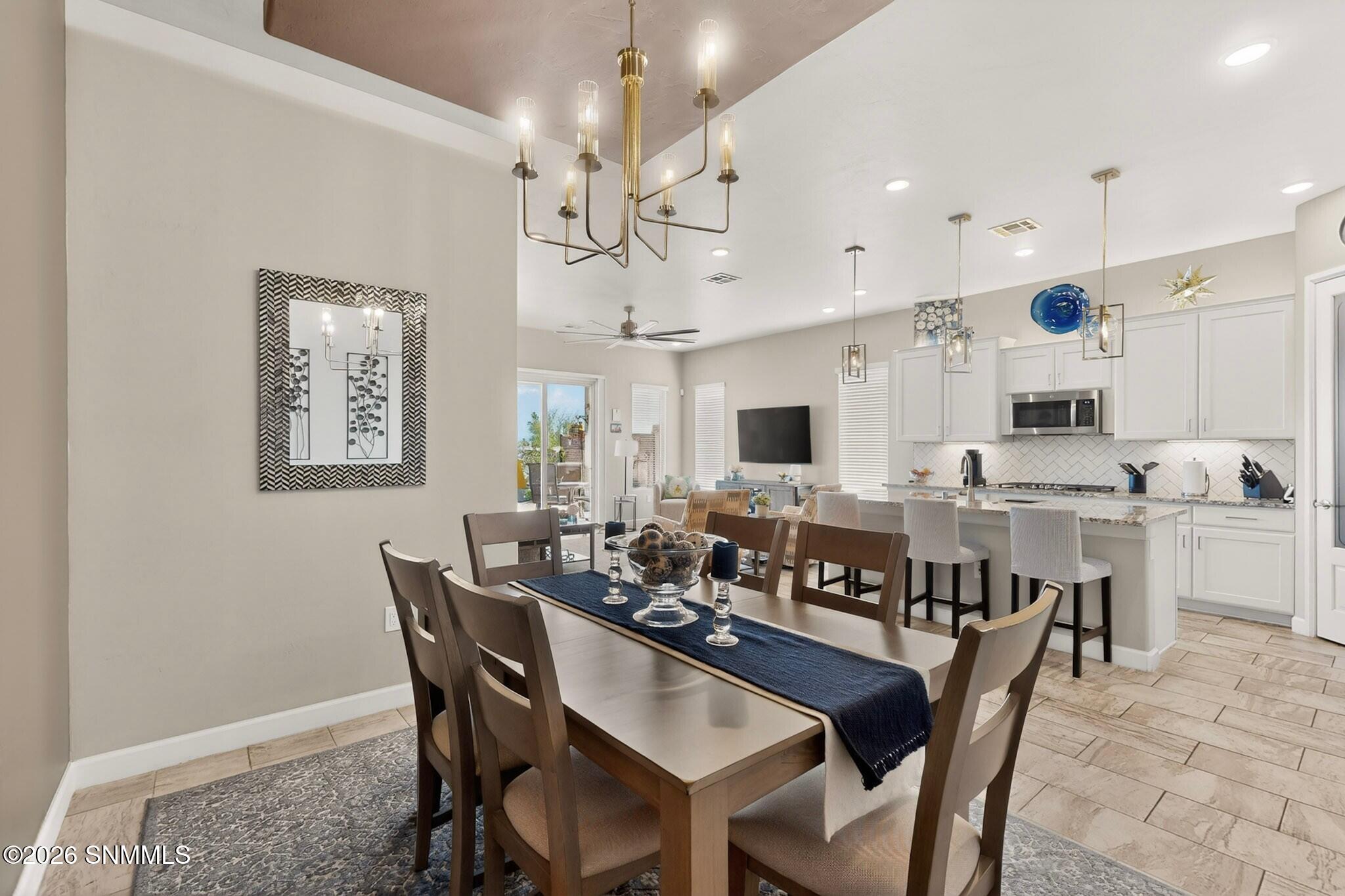 Kitchen & Dining Area