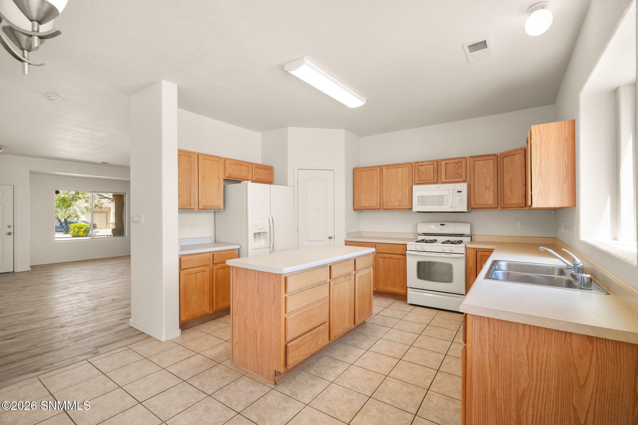 2472 Tuscan Hills-9