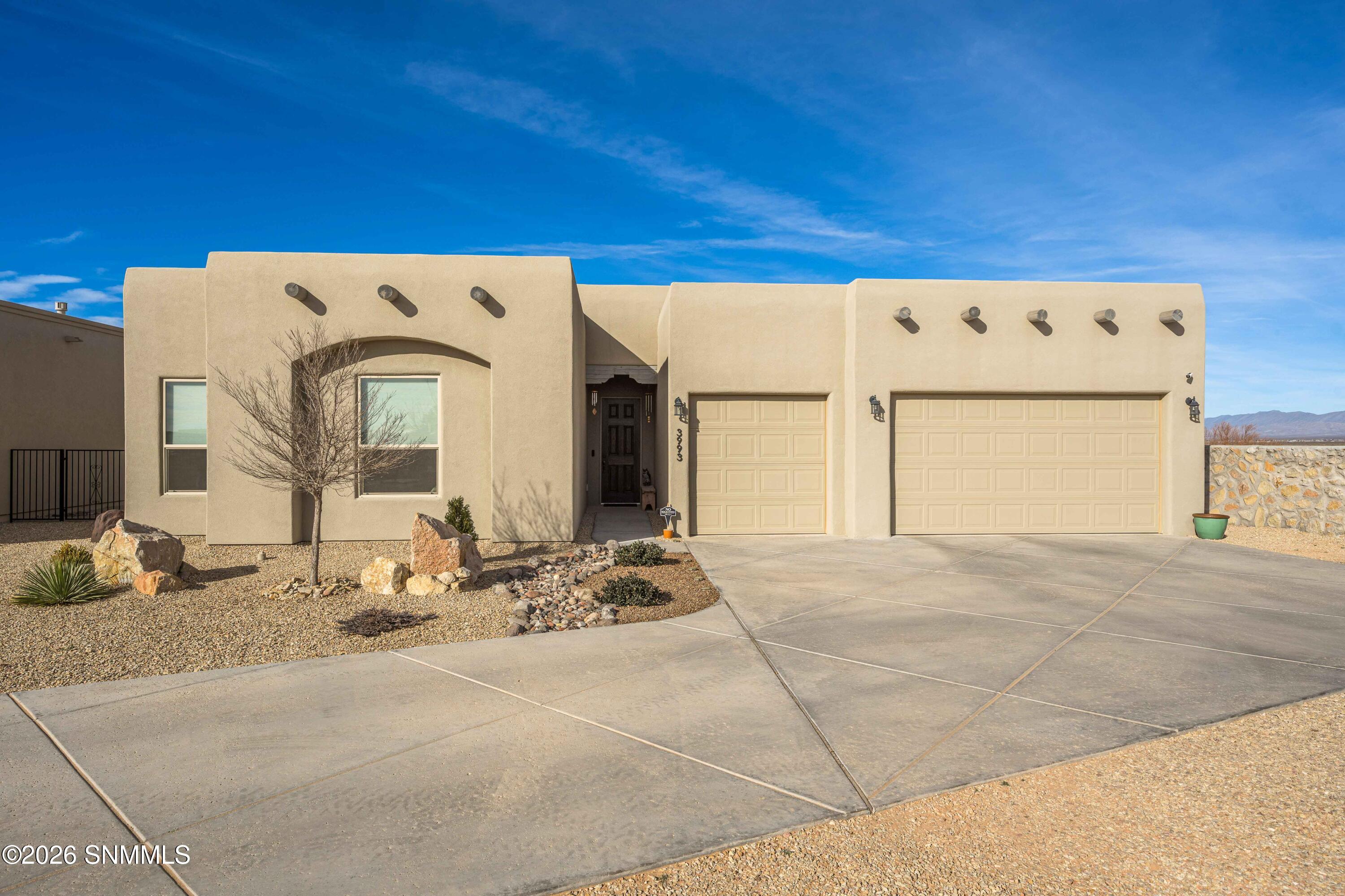 Snappin Homes (RoyalView3993)-3