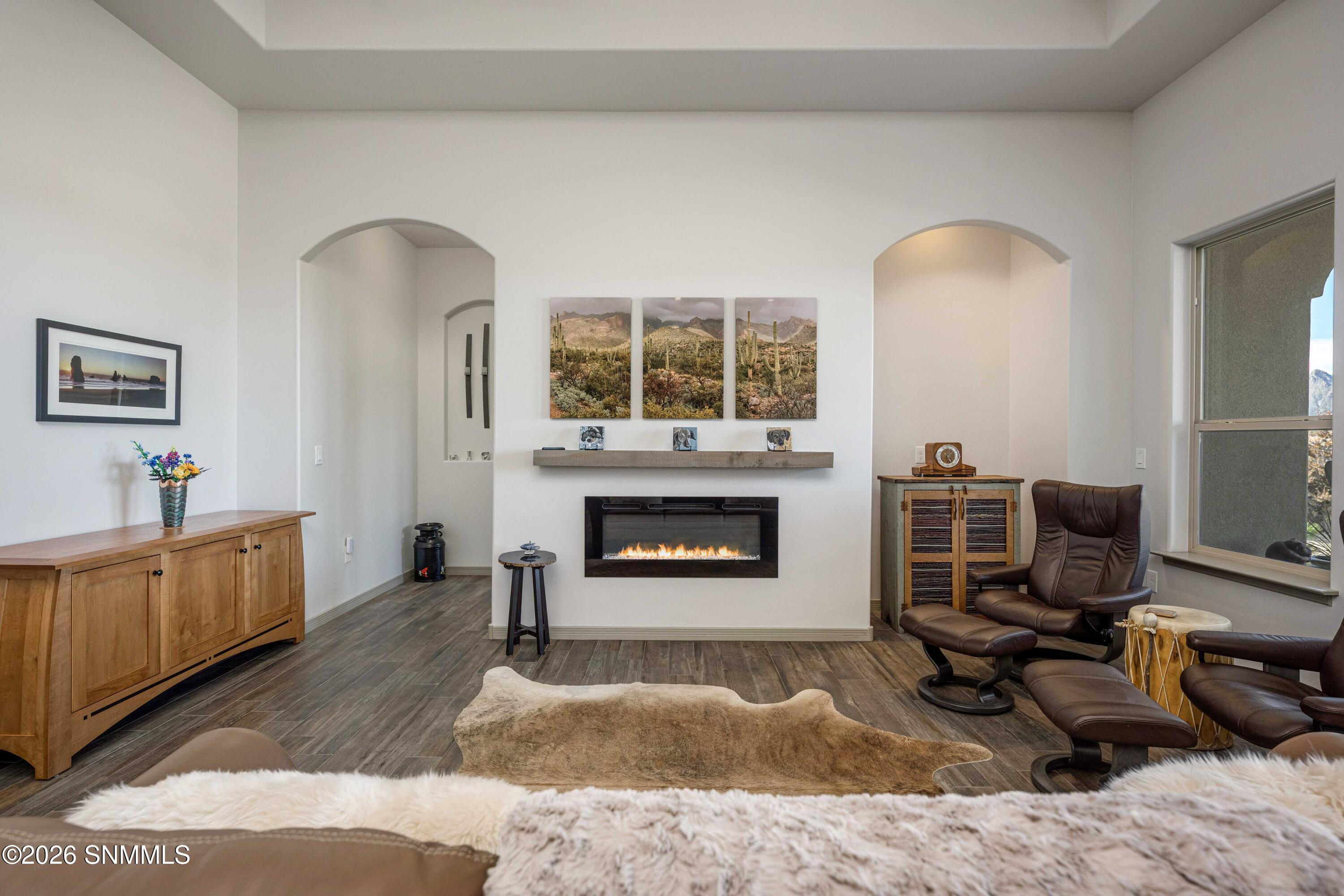 Snappin Homes (RoyalView3993)-9